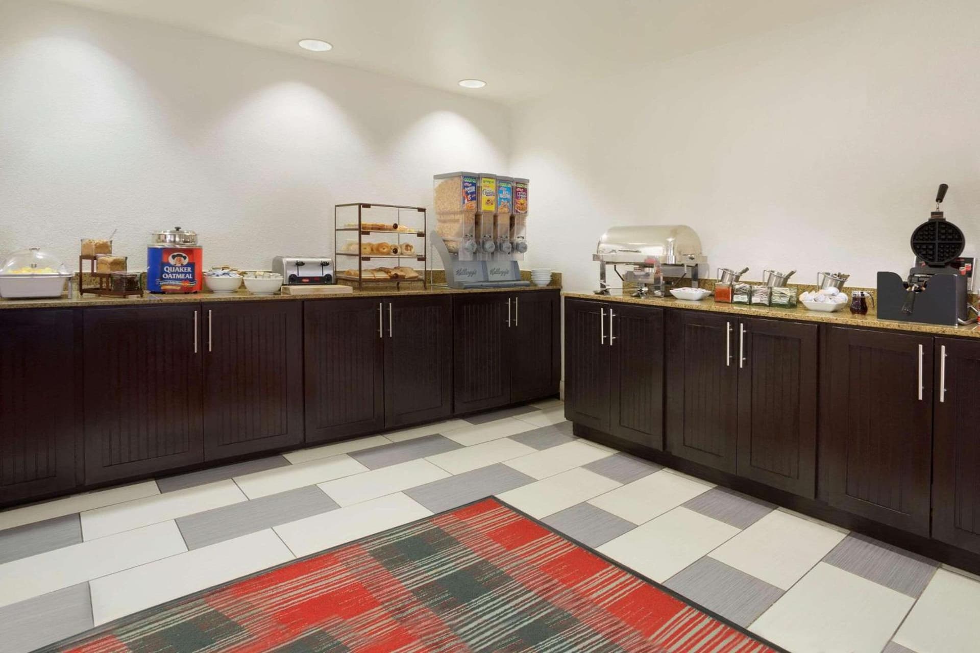 Country Inn & Suites by Radisson, DFW Airport South, TX gallery photo in Irving, TX — image 9
