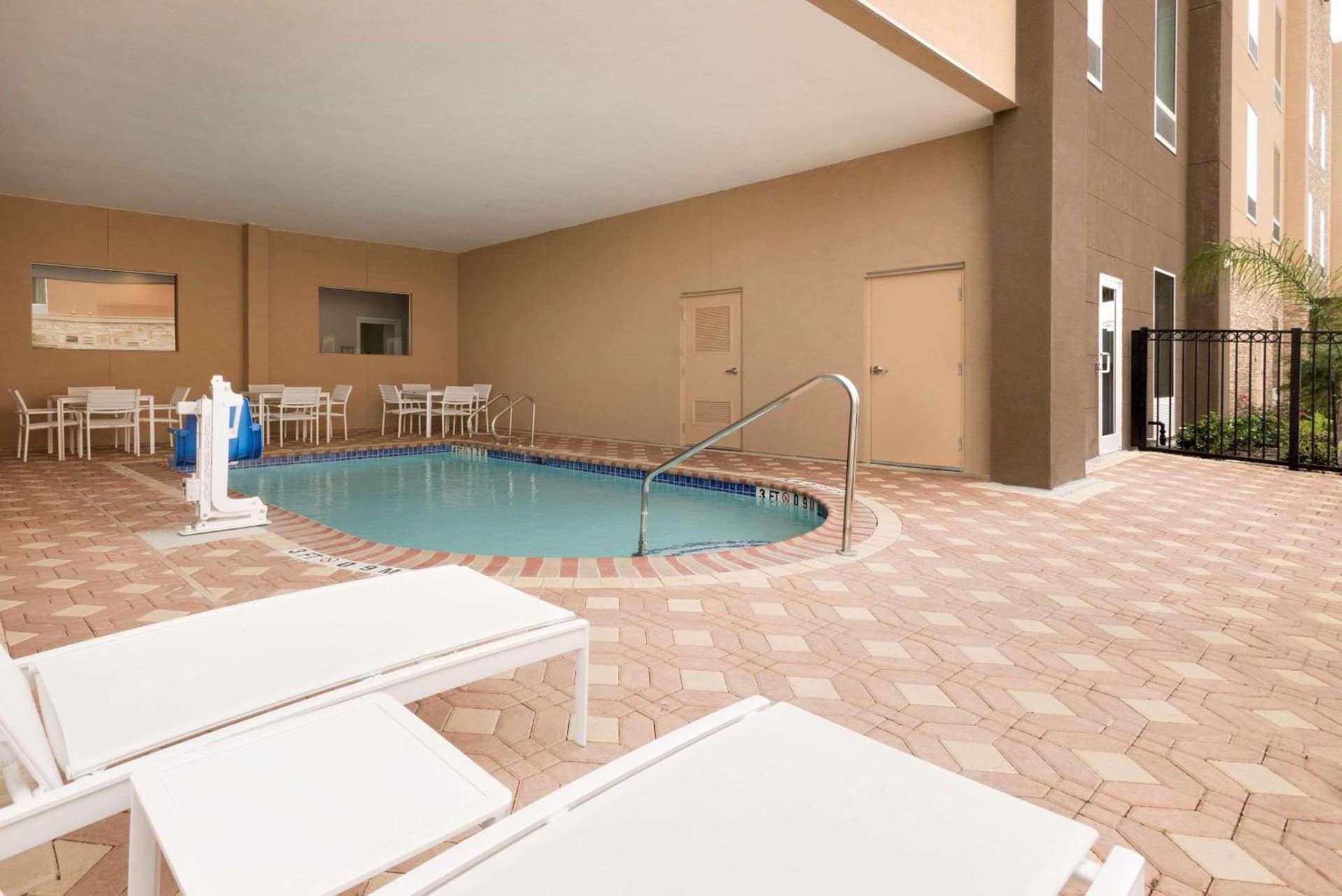 Country Inn & Suites by Radisson, Katy Houston West , TX property views in Katy, TX — gallery photo 3