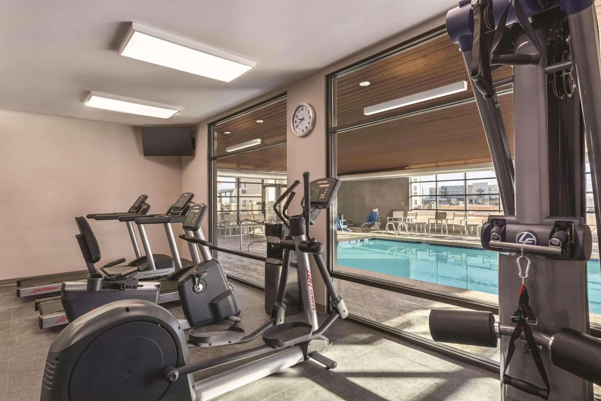 Country Inn & Suites by Radisson, Lubbock Southwest, TX gallery photo in Lubbock, TX — image 21