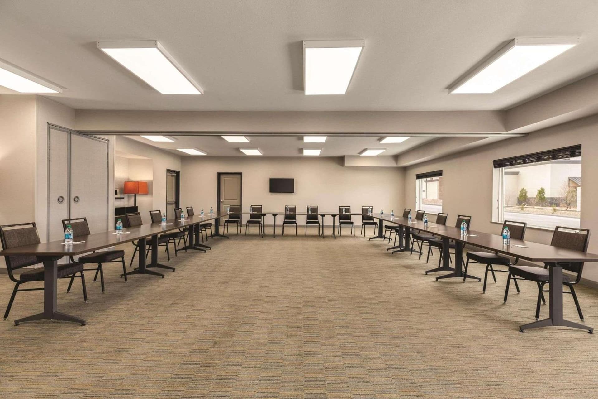 Country Inn & Suites by Radisson, Lubbock Southwest, TX gallery photo in Lubbock, TX — image 27