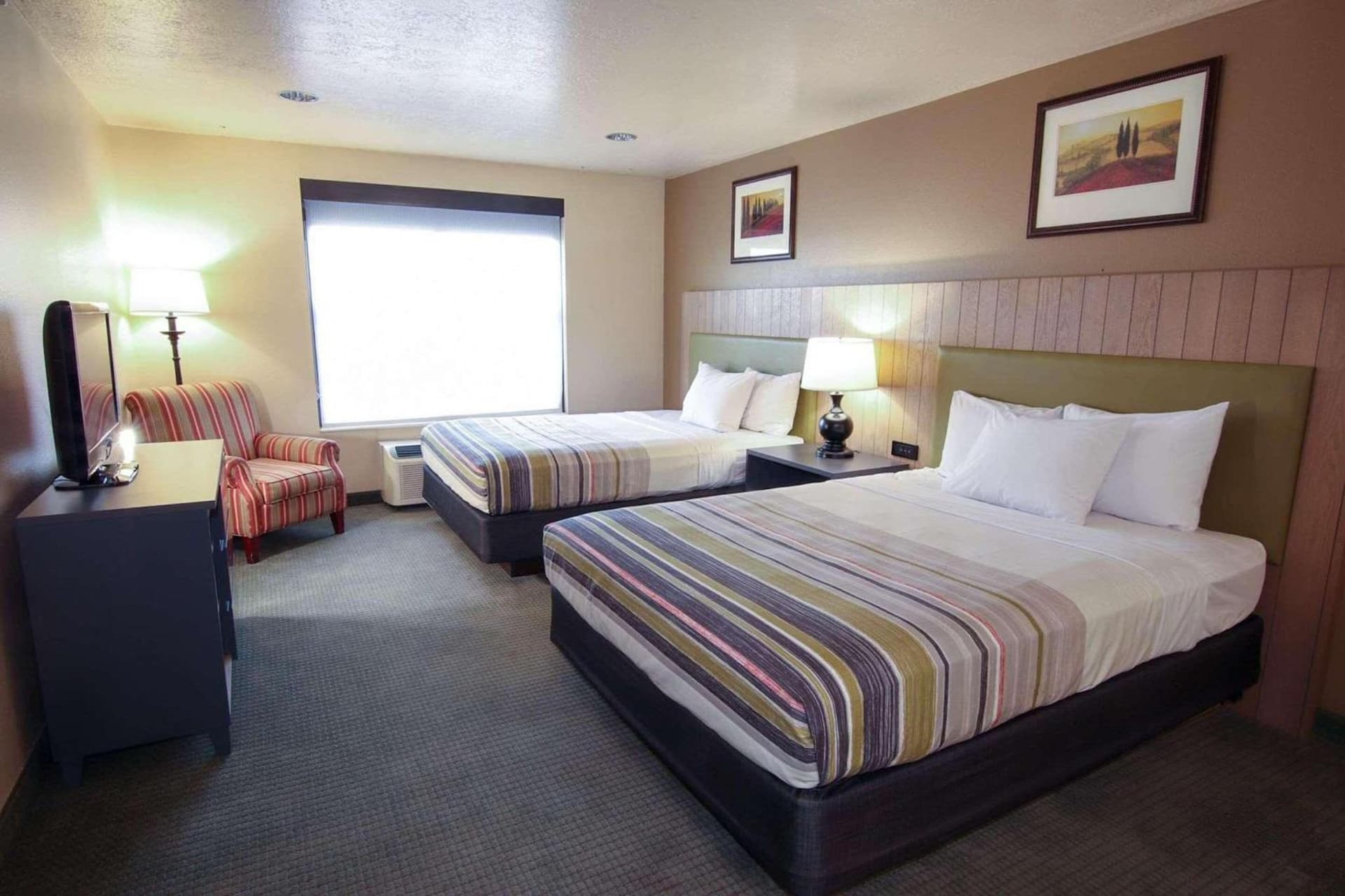 Country Inn & Suites by Radisson, West Valley City, UT property views in West Valley City, UT — gallery photo 3