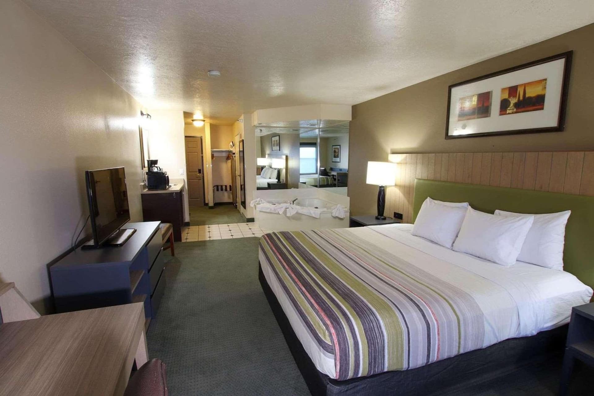 Country Inn & Suites by Radisson, West Valley City, UT gallery photo in West Valley City, UT — image 42