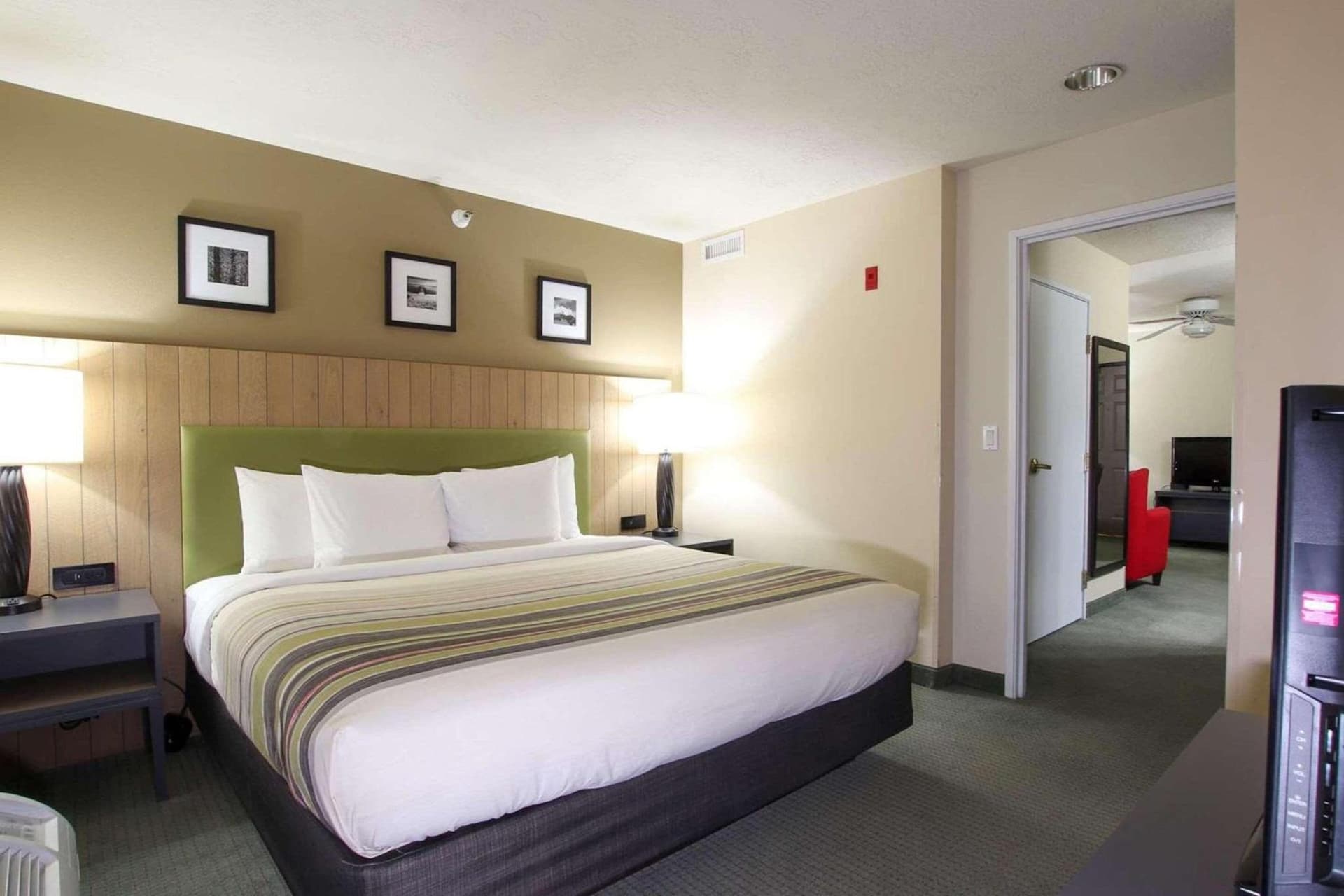 Country Inn & Suites by Radisson, West Valley City, UT gallery photo in West Valley City, UT — image 37