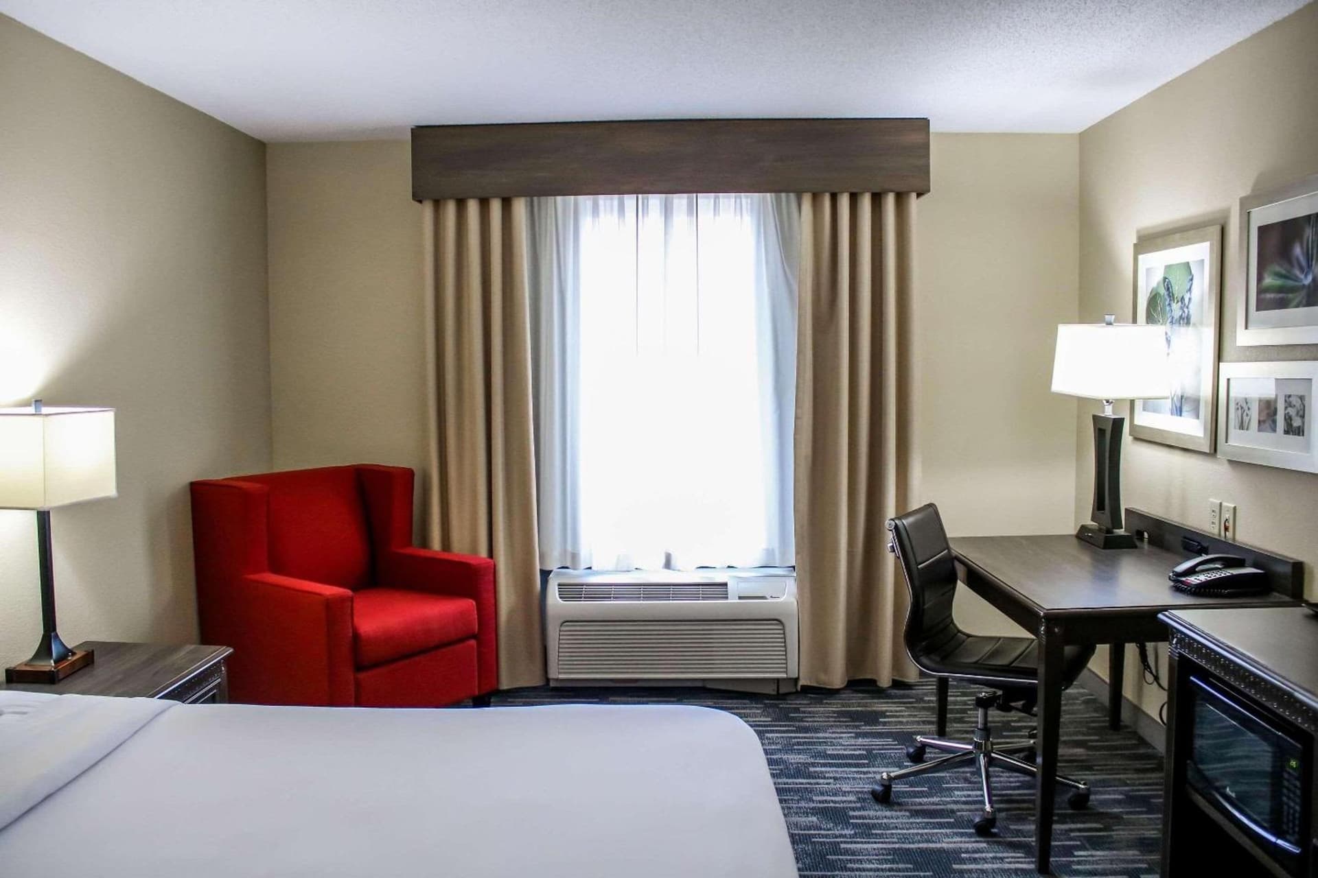 Country Inn & Suites by Radisson, Richmond West at I-64, VA gallery photo in Richmond, VA — image 8