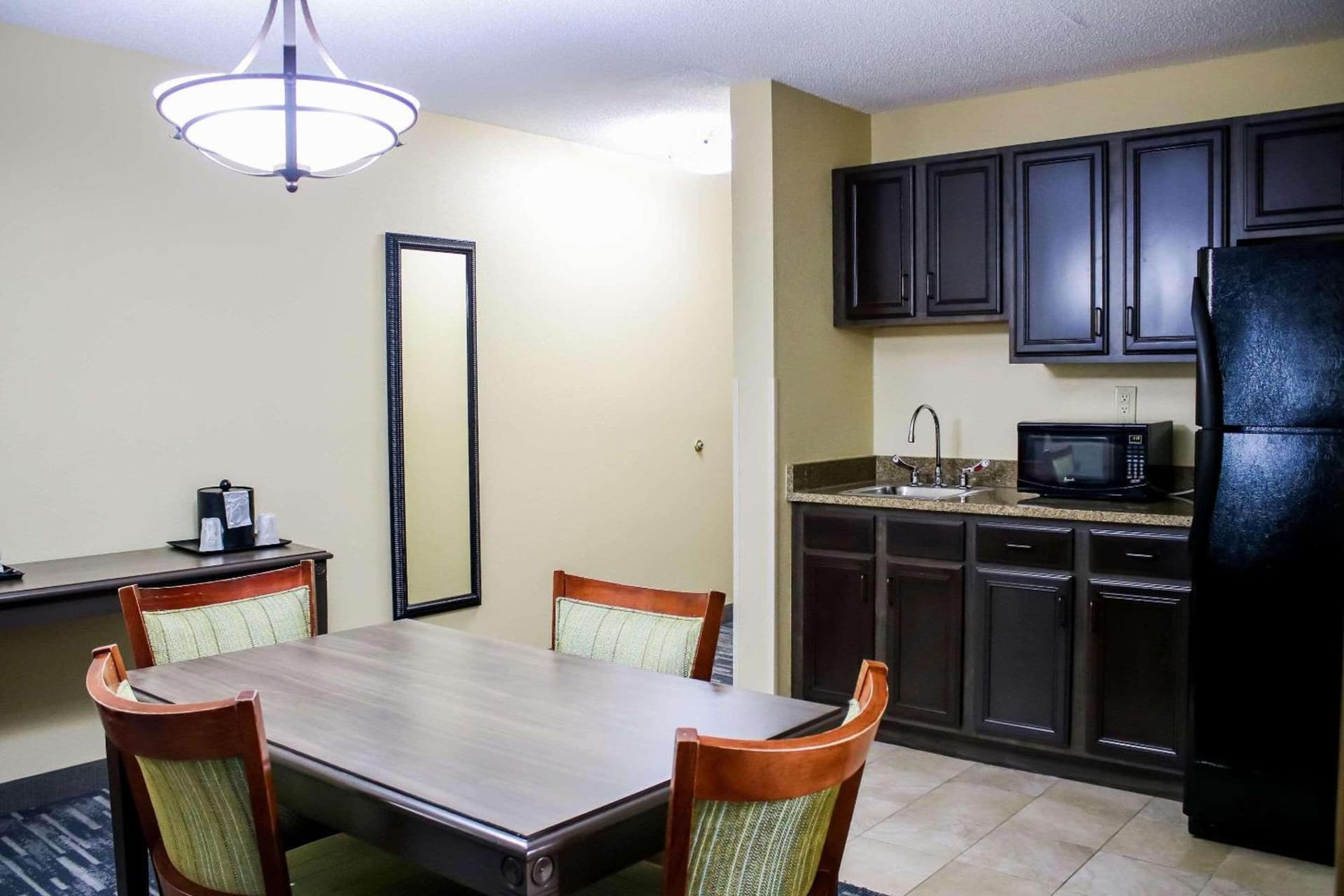 Country Inn & Suites by Radisson, Richmond West at I-64, VA gallery photo in Richmond, VA — image 24
