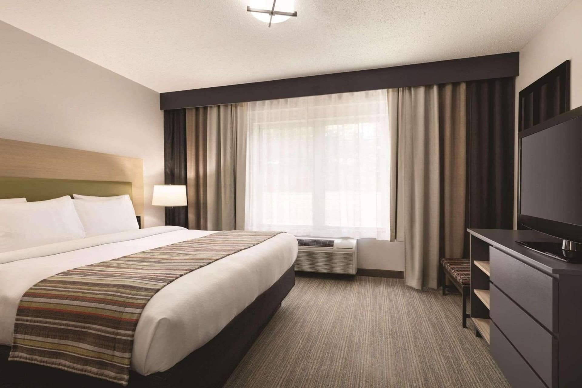 Country Inn & Suites by Radisson, Roanoke, VA gallery photo in Roanoke, VA — image 23