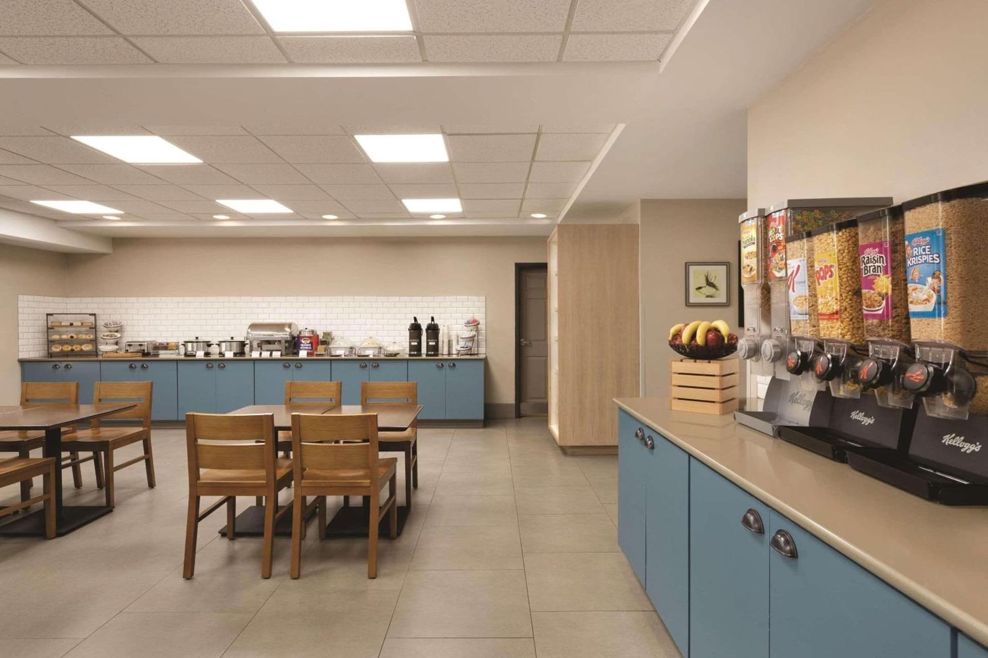 Country Inn & Suites by Radisson, Roanoke, VA gallery photo in Roanoke, VA — image 28
