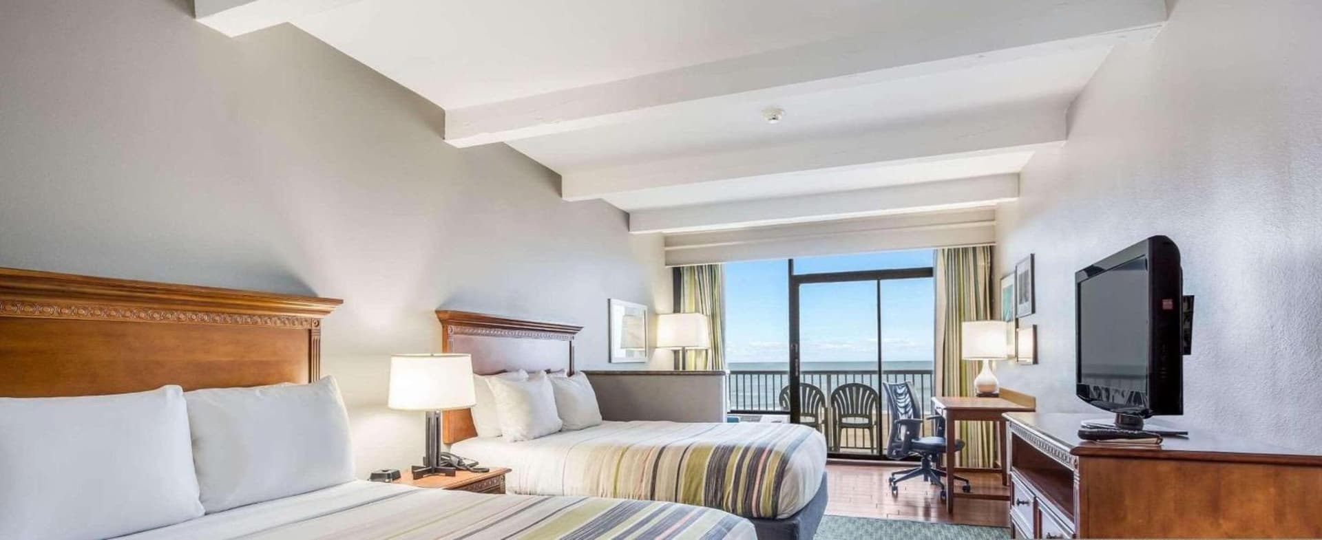 Country Inn & Suites by Radisson, Virginia Beach Oceanfront gallery photo in Virginia Beach, VA — image 25