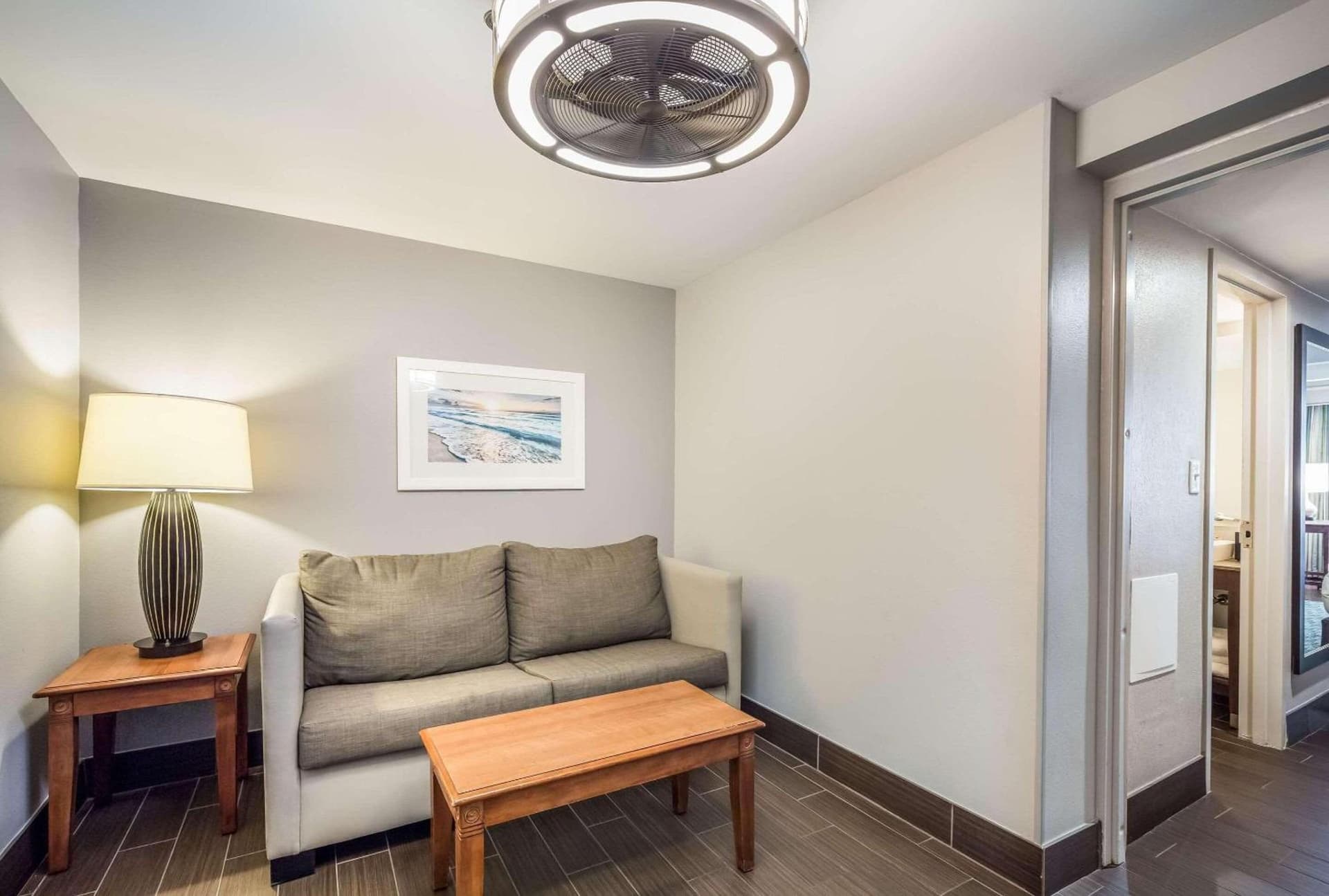 Country Inn & Suites by Radisson, Virginia Beach Oceanfront gallery photo in Virginia Beach, VA — image 40