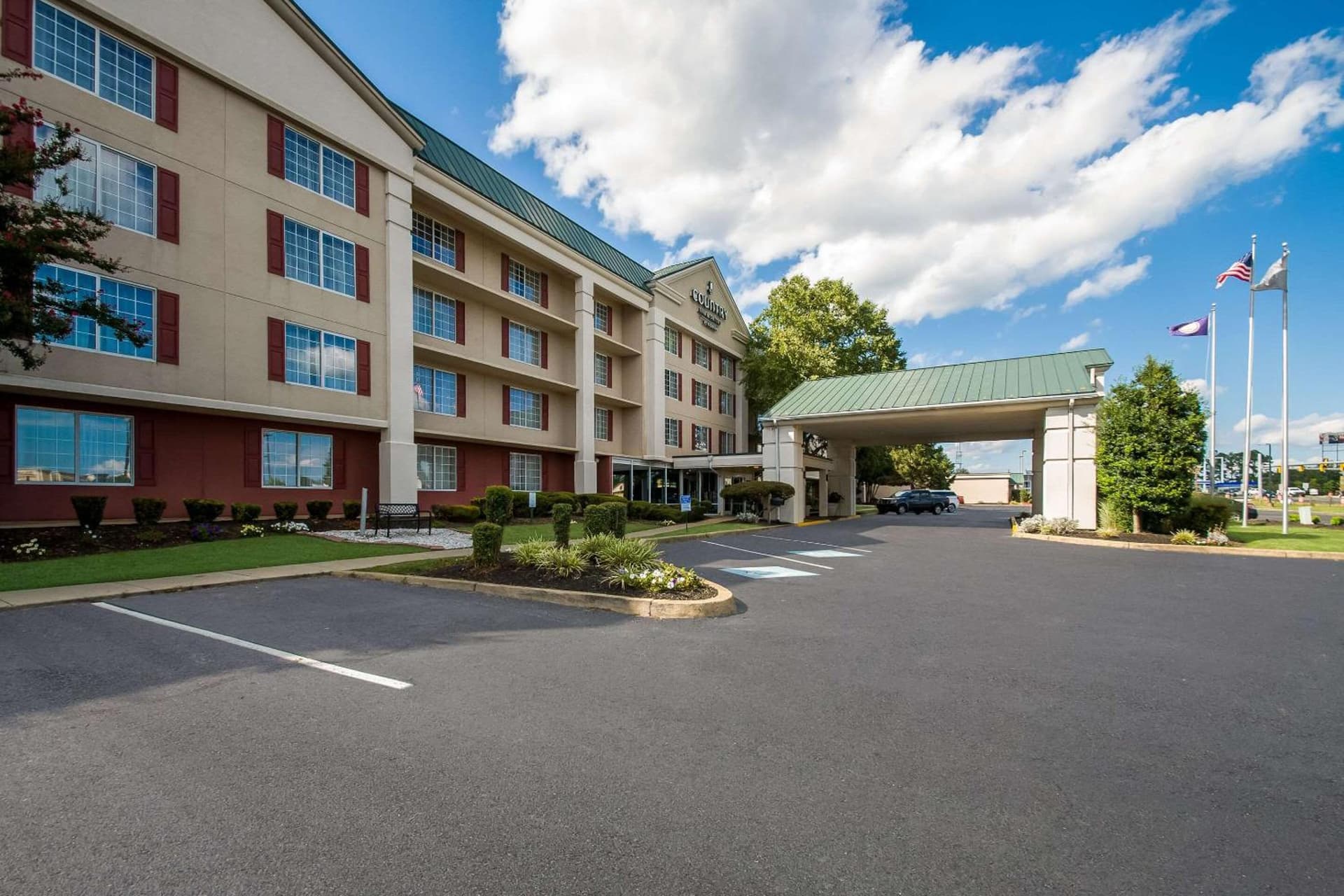 Country Inn & Suites by Radisson, Fredericksburg South (I-95), VA exterior or lobby in Fredericksburg, VA — main listing photo
