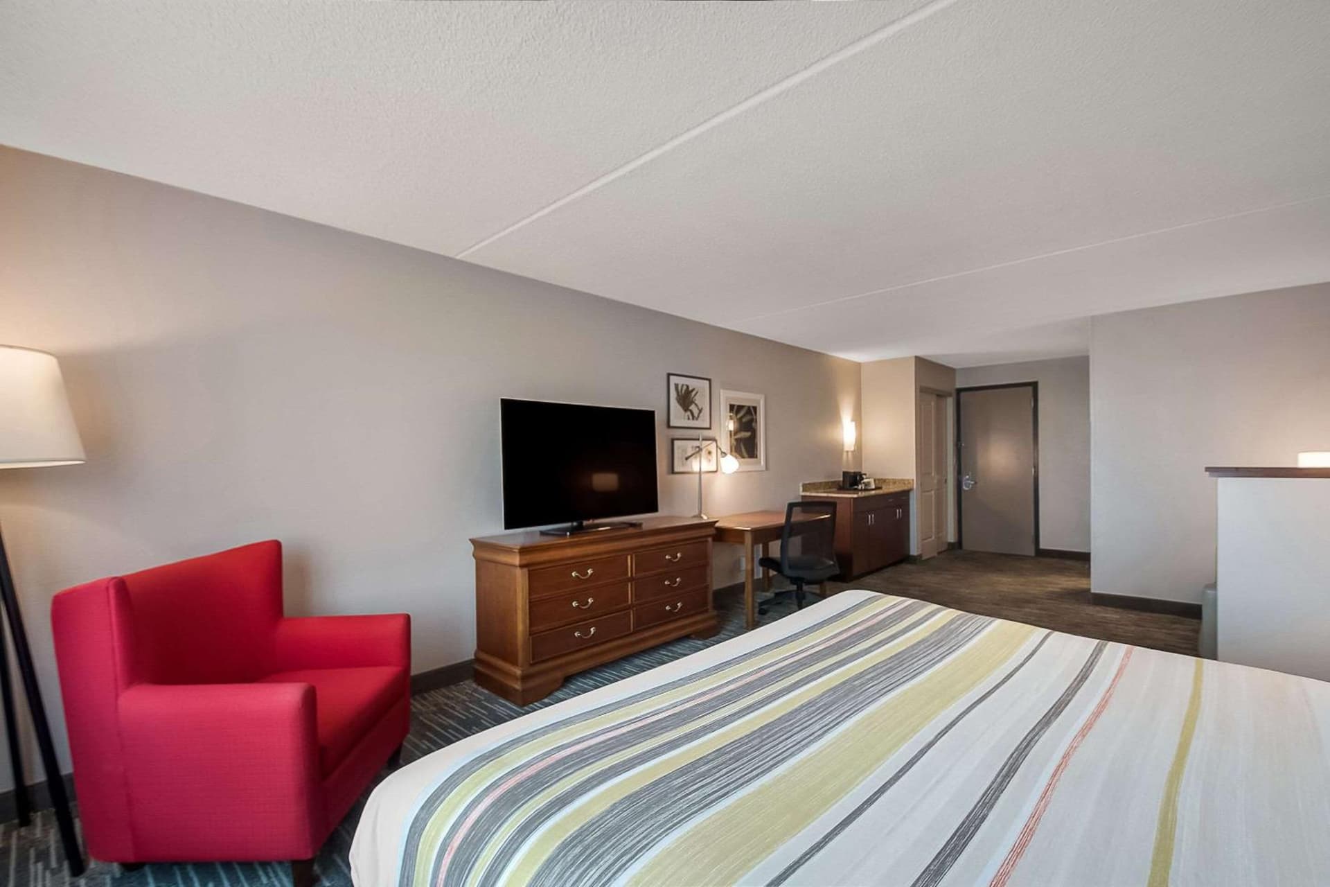 Country Inn & Suites by Radisson, Fredericksburg South (I-95), VA gallery photo in Fredericksburg, VA — image 37