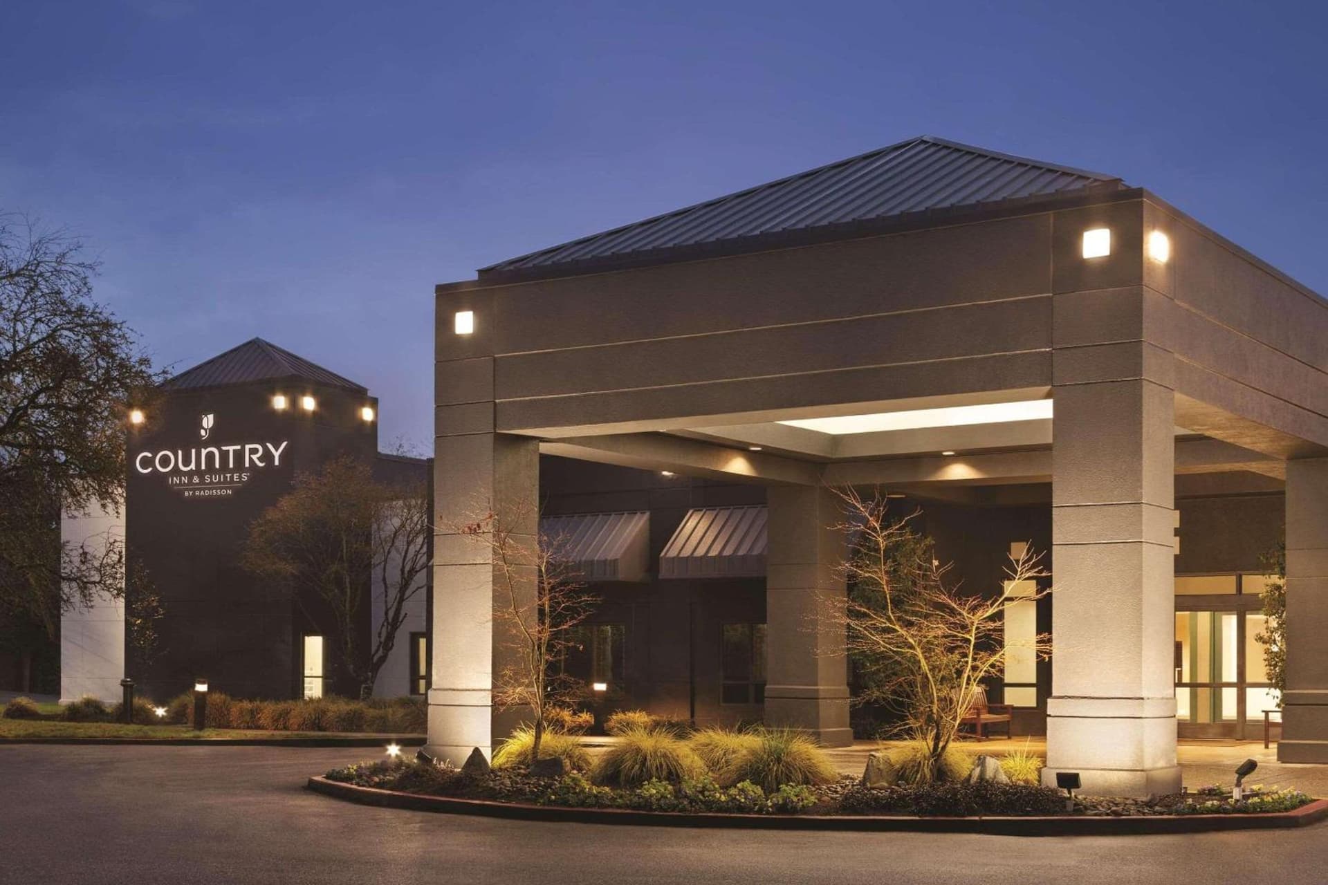 Country Inn & Suites by Radisson, Seattle-Bothell, WA featured exterior or lobby in Bothell, WA — similar hotel