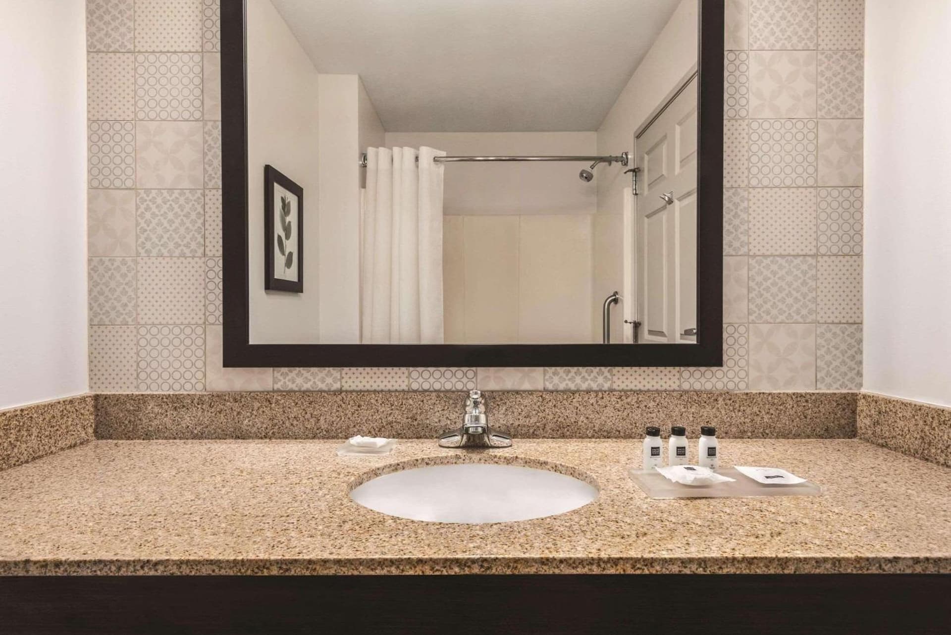 Country Inn & Suites by Radisson, Green Bay East, WI gallery photo in Green Bay, WI — image 20