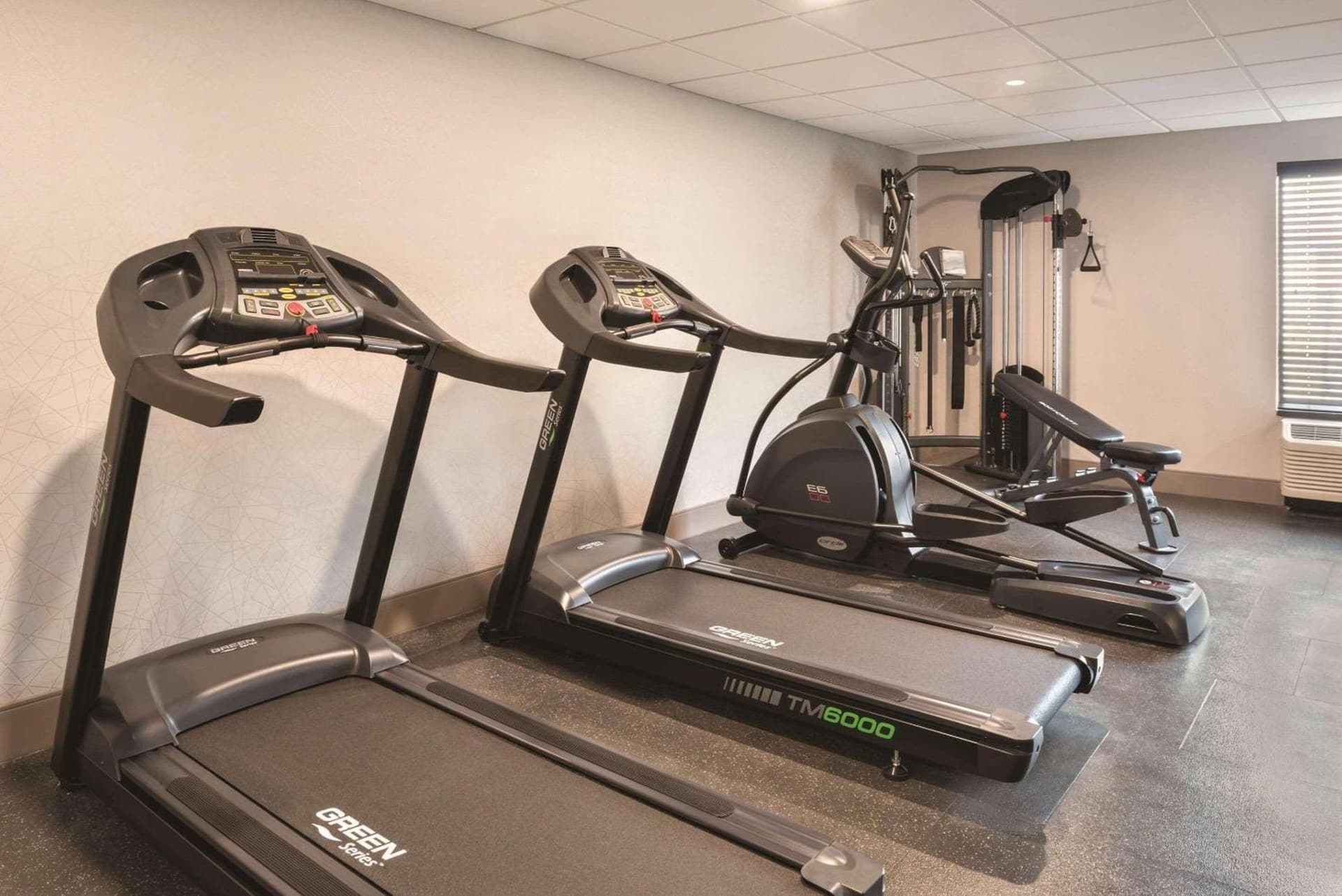 Country Inn & Suites by Radisson, La Crosse, WI gallery photo in La Crosse, WI — image 41