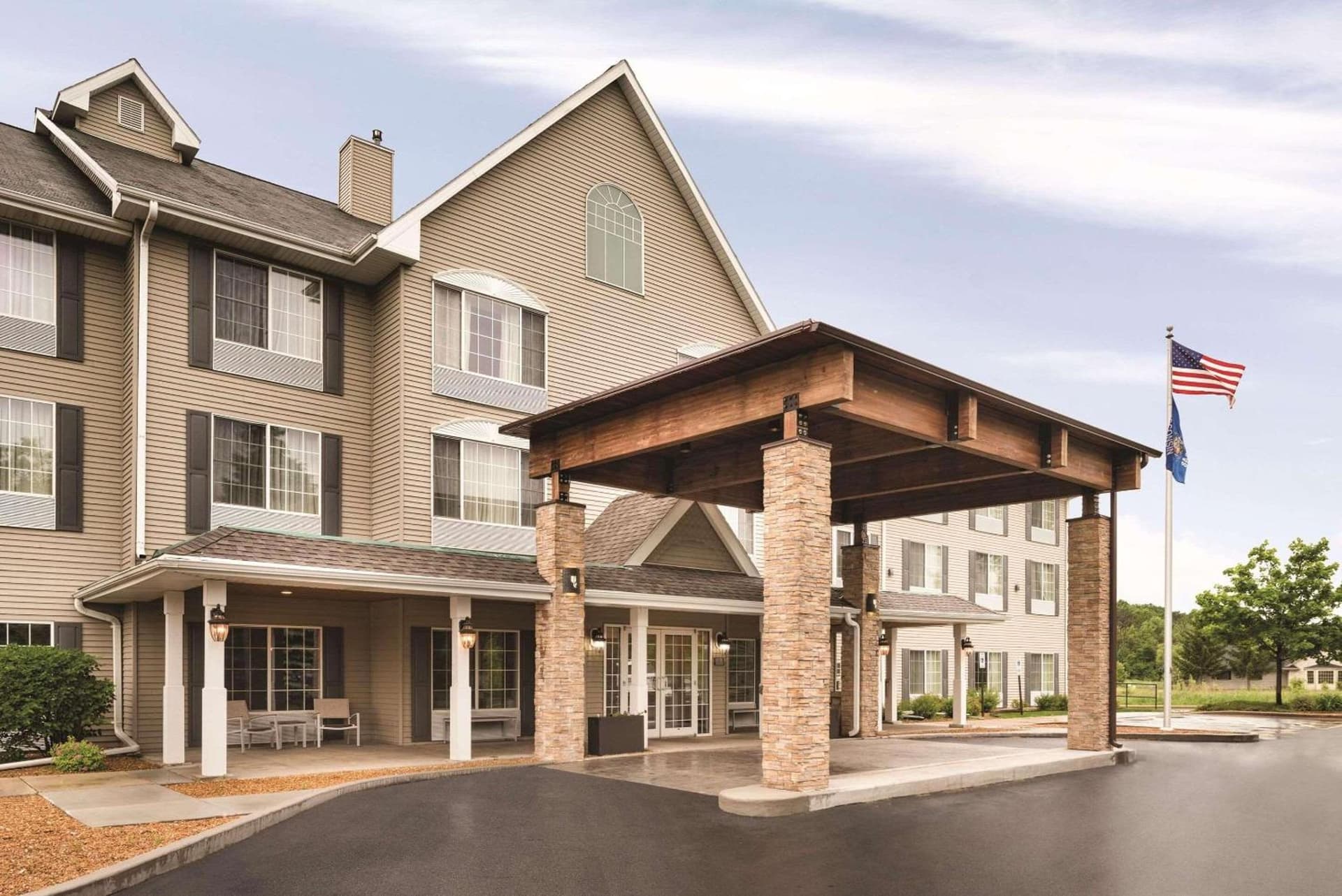 Country Inn & Suites by Radisson, West Bend, WI featured exterior or lobby in West Bend, WI — similar hotel