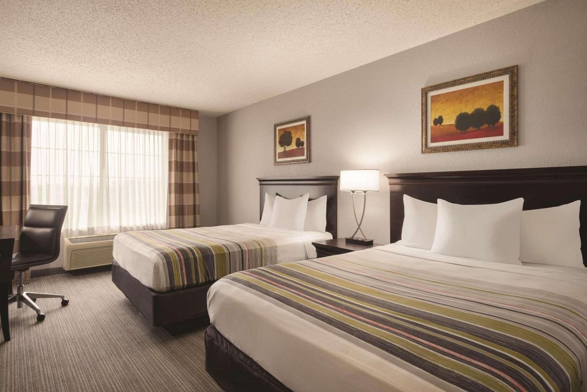 Country Inn & Suites by Radisson, West Bend, WI interior in West Bend, WI — gallery photo 2