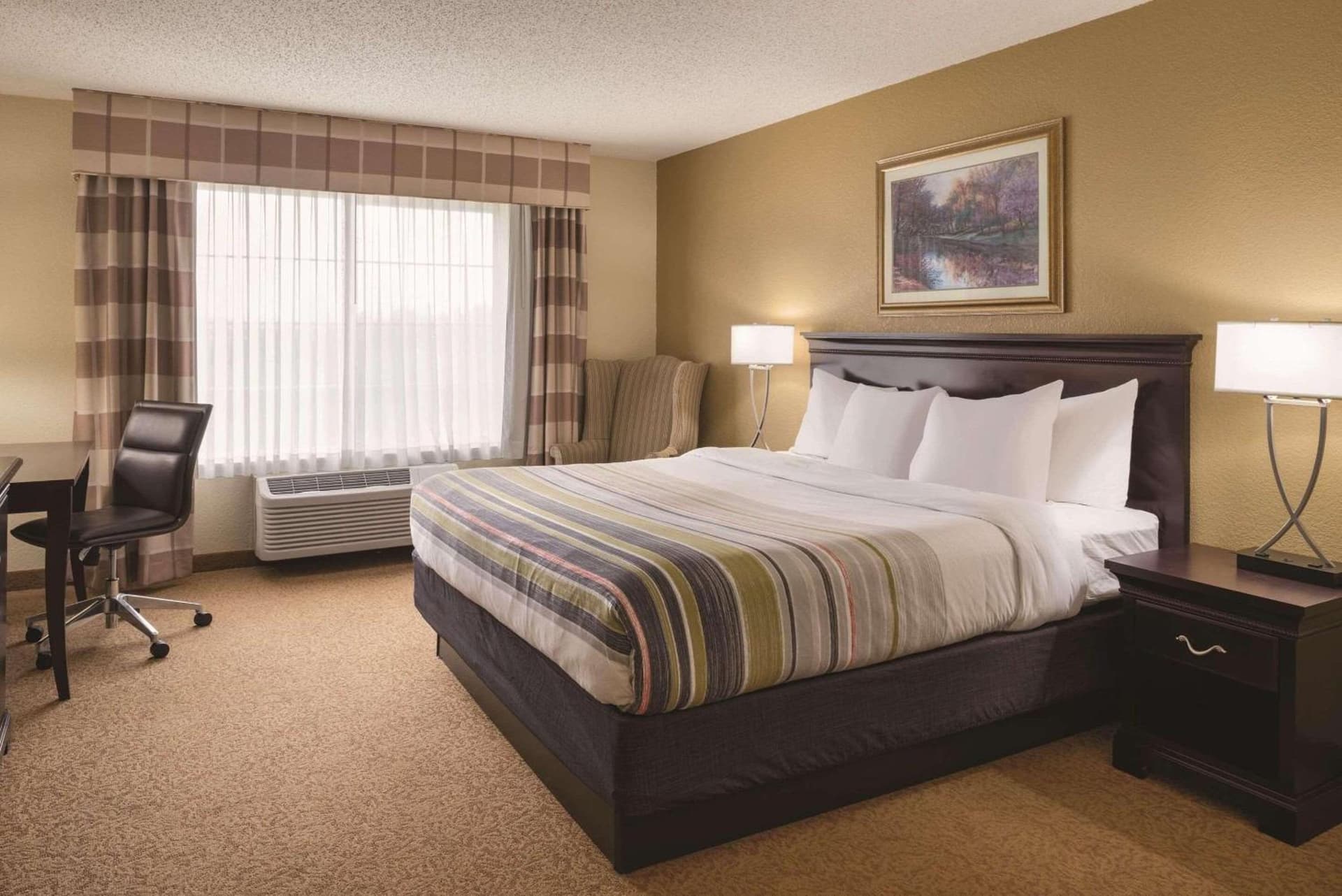 Country Inn & Suites by Radisson, West Bend, WI property views in West Bend, WI — gallery photo 3