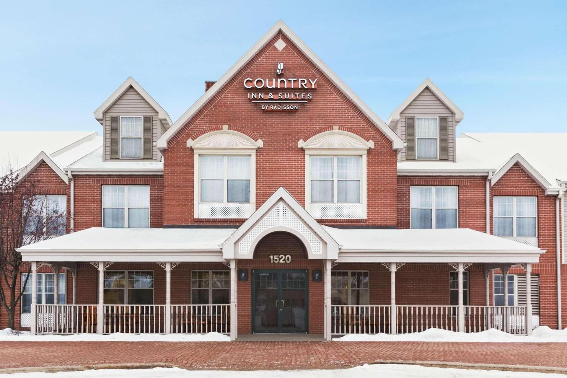 Country Inn & Suites by Radisson, Wausau, WI featured exterior or lobby in Schofield, WI — similar hotel