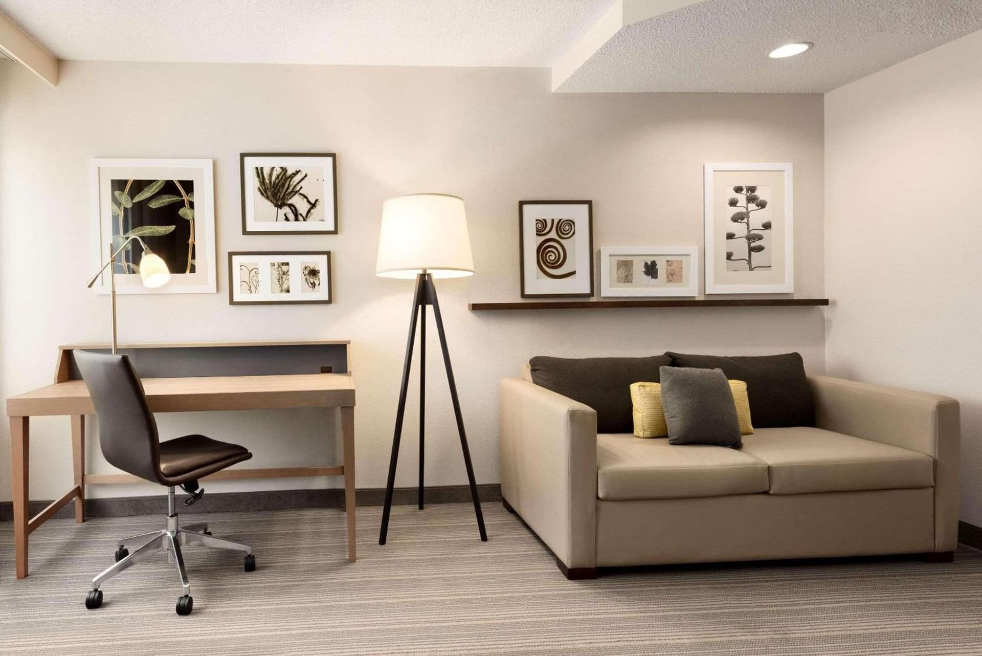 Country Inn & Suites by Radisson, Chippewa Falls, WI gallery photo in Chippewa Falls, WI — image 27