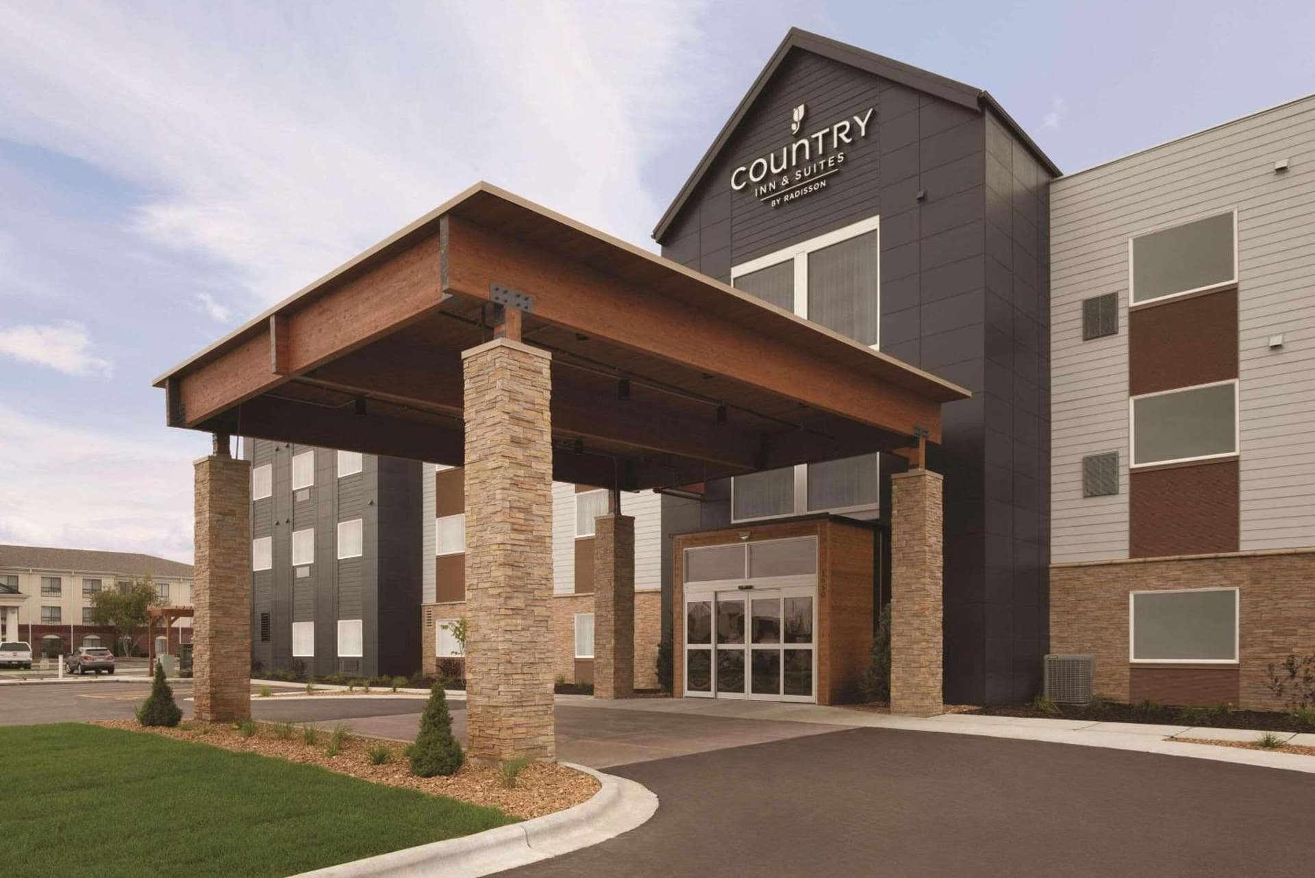Country Inn & Suites by Radisson, Ft Atkinson, WI property views in Fort Atkinson, WI — gallery photo 3