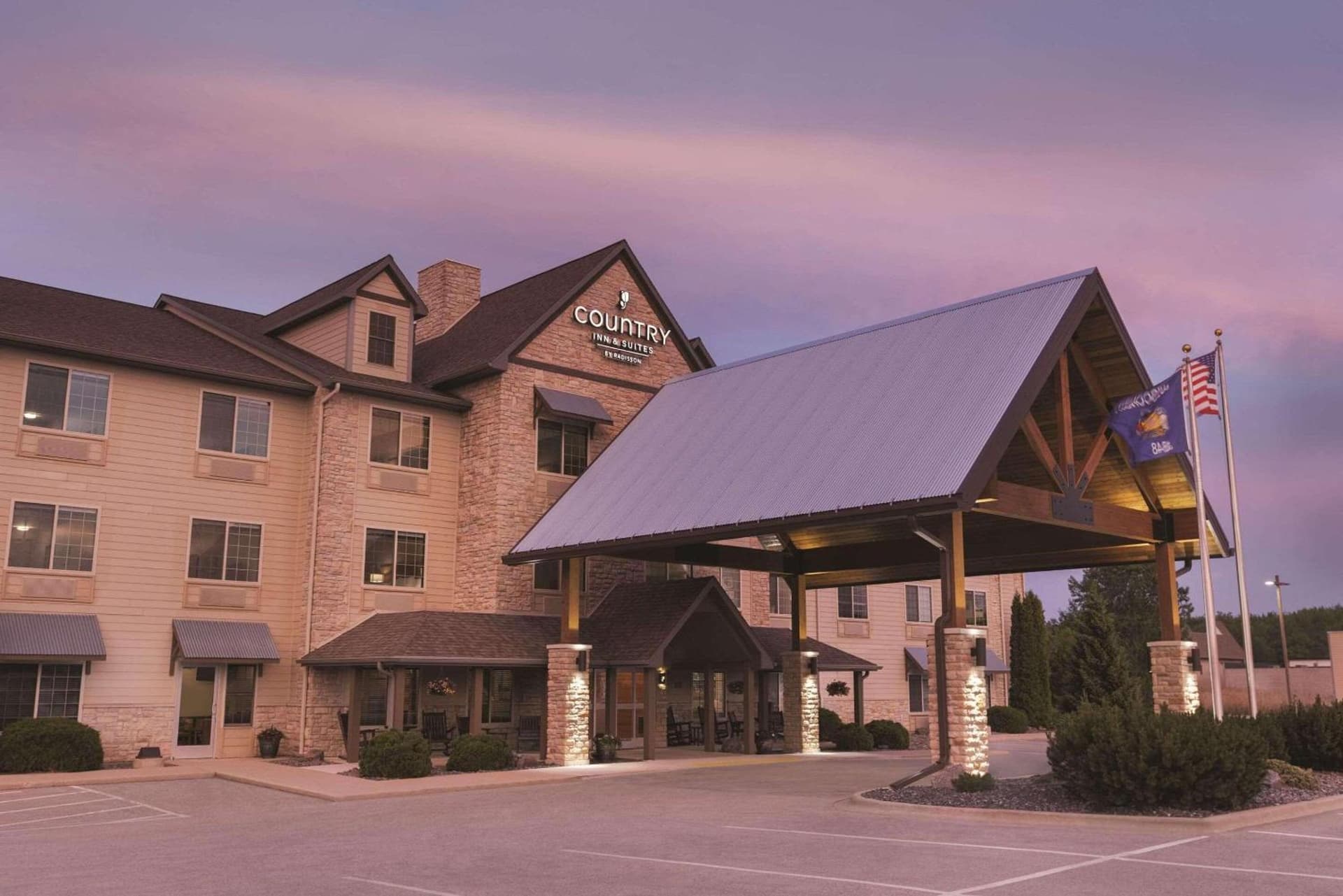 Country Inn & Suites by Radisson, Green Bay North property views in Green Bay, WI — gallery photo 3