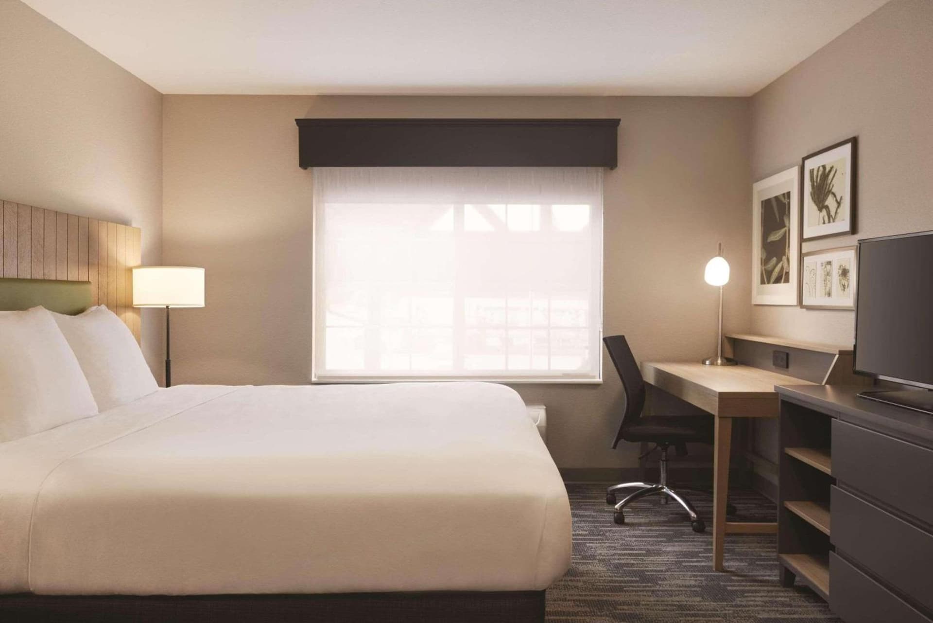 Country Inn & Suites by Radisson, Green Bay North gallery photo in Green Bay, WI — image 30