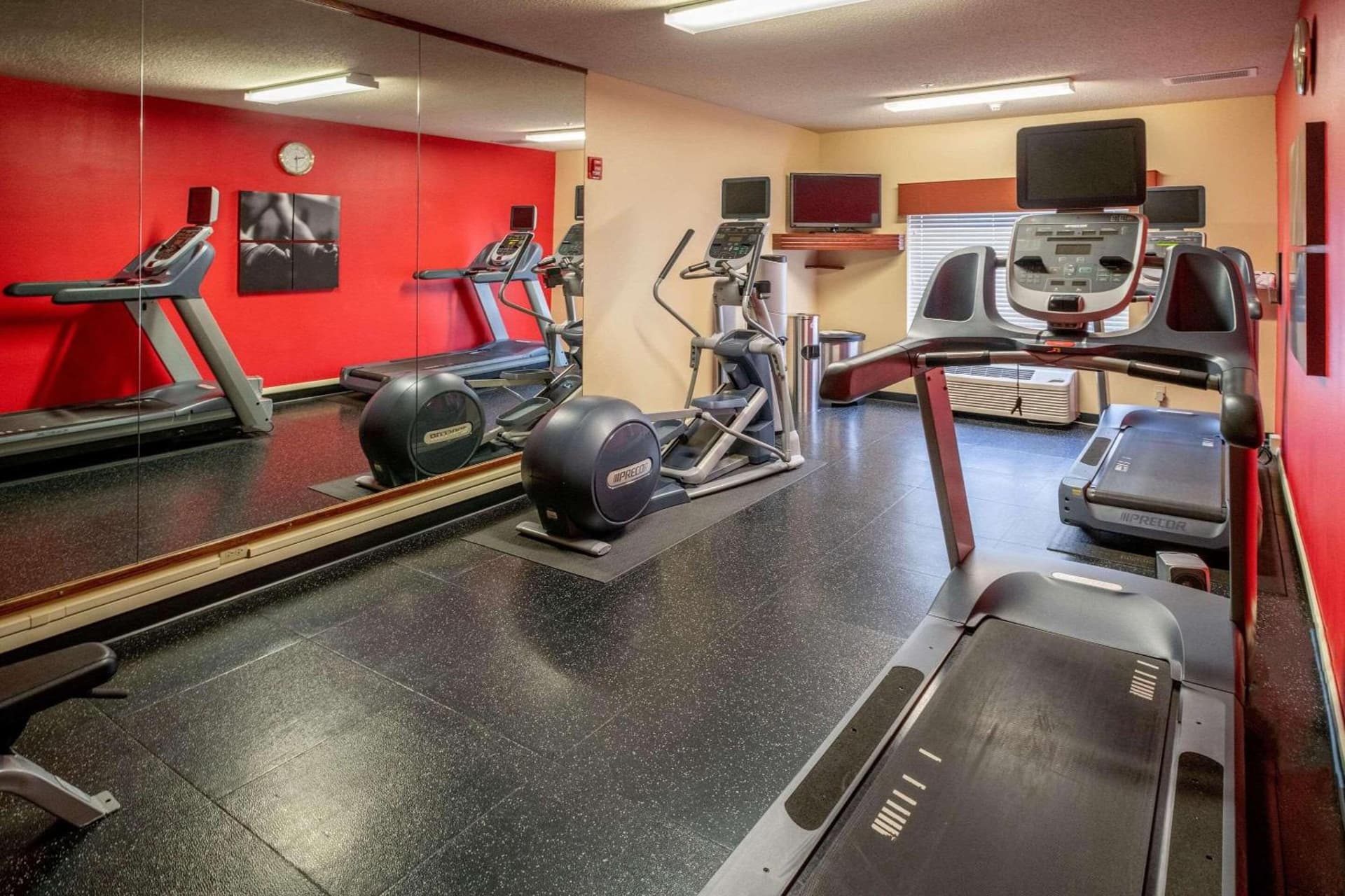 Country Inn & Suites By Radisson, Charleston South, WV gallery photo in Charleston, WV — image 55