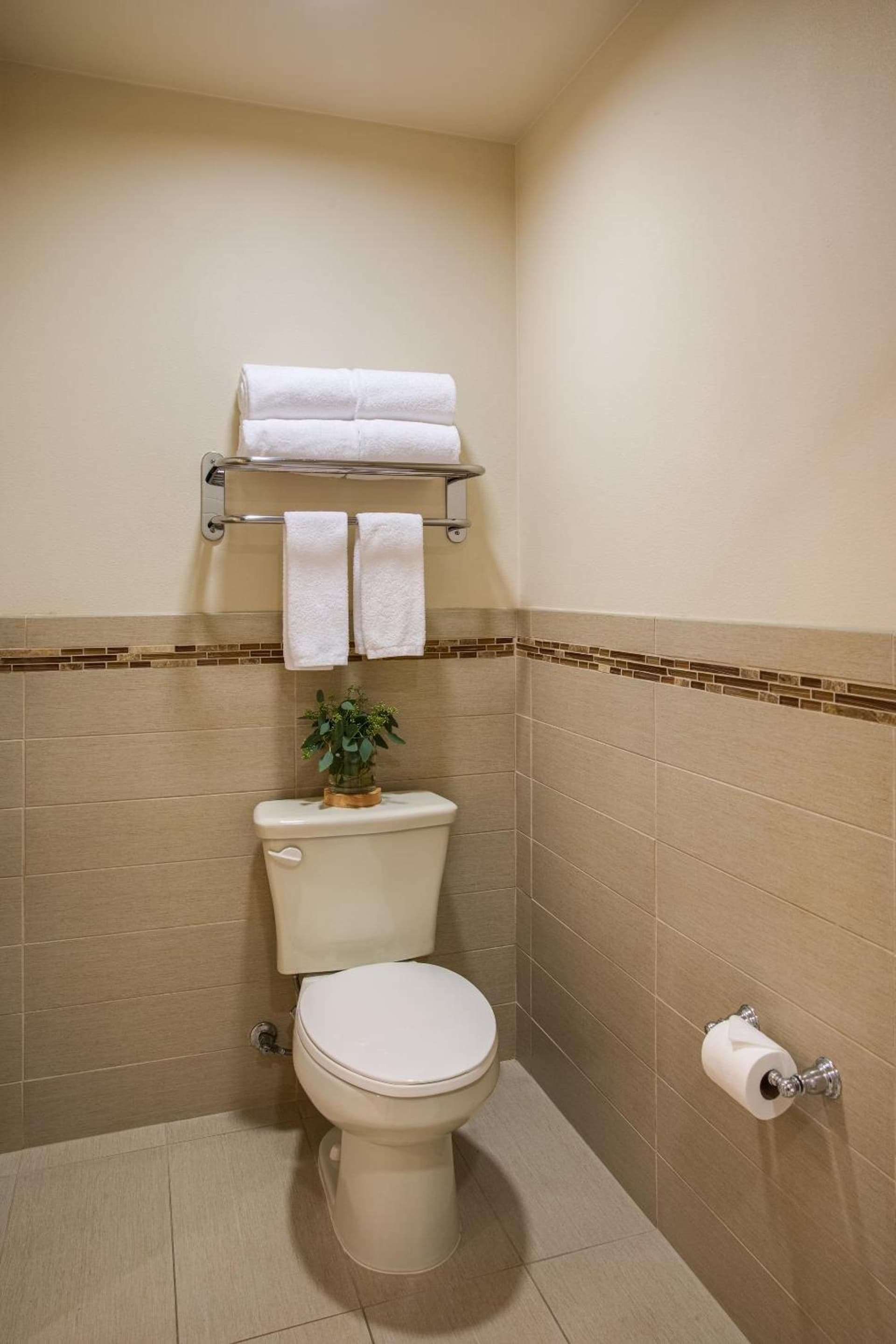 Ayres Hotel Fountain Valley - Huntington Beach gallery photo in Fountain Valley, CA — image 13