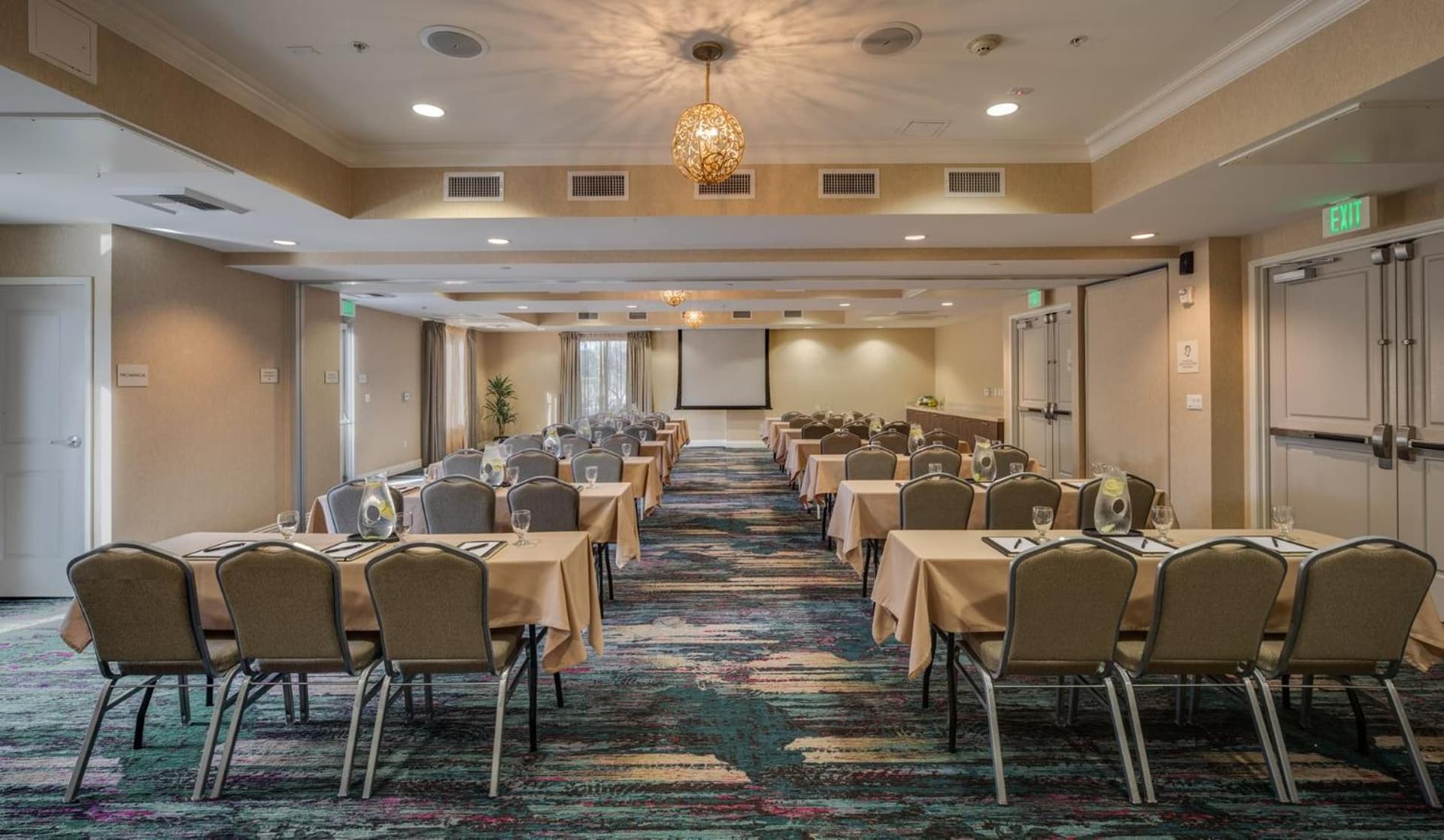 Ayres Hotel Fountain Valley - Huntington Beach gallery photo in Fountain Valley, CA — image 23
