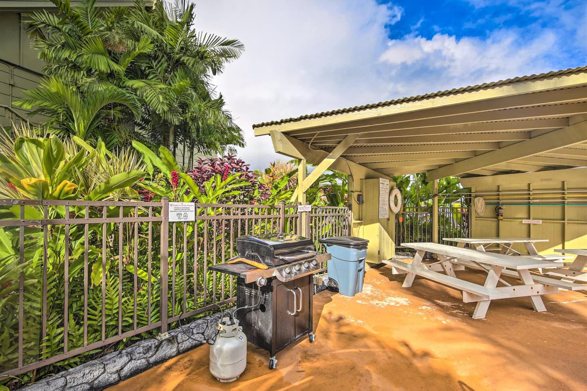 Kapa`a Sands 18 property views in Kapaa, HI — gallery photo 3