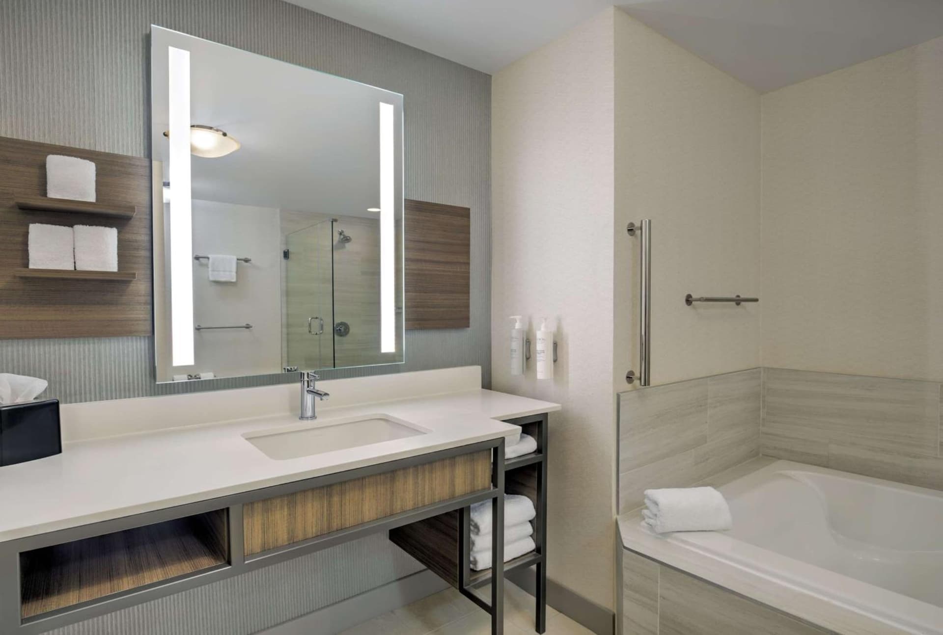 Hilton Garden Inn at PGA Village/Port St. Lucie gallery photo in Port Saint Lucie, FL — image 19