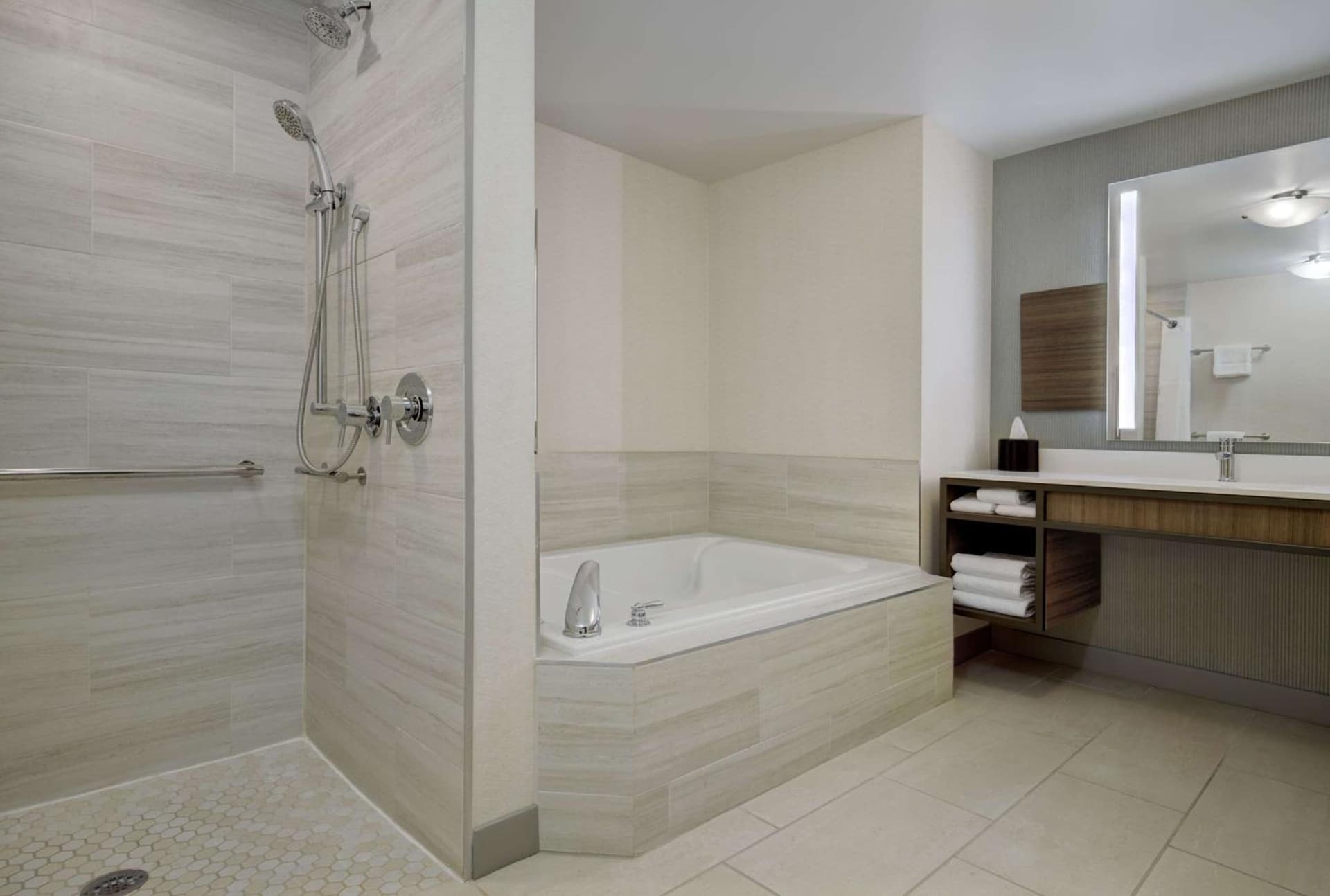 Hilton Garden Inn at PGA Village/Port St. Lucie gallery photo in Port Saint Lucie, FL — image 12
