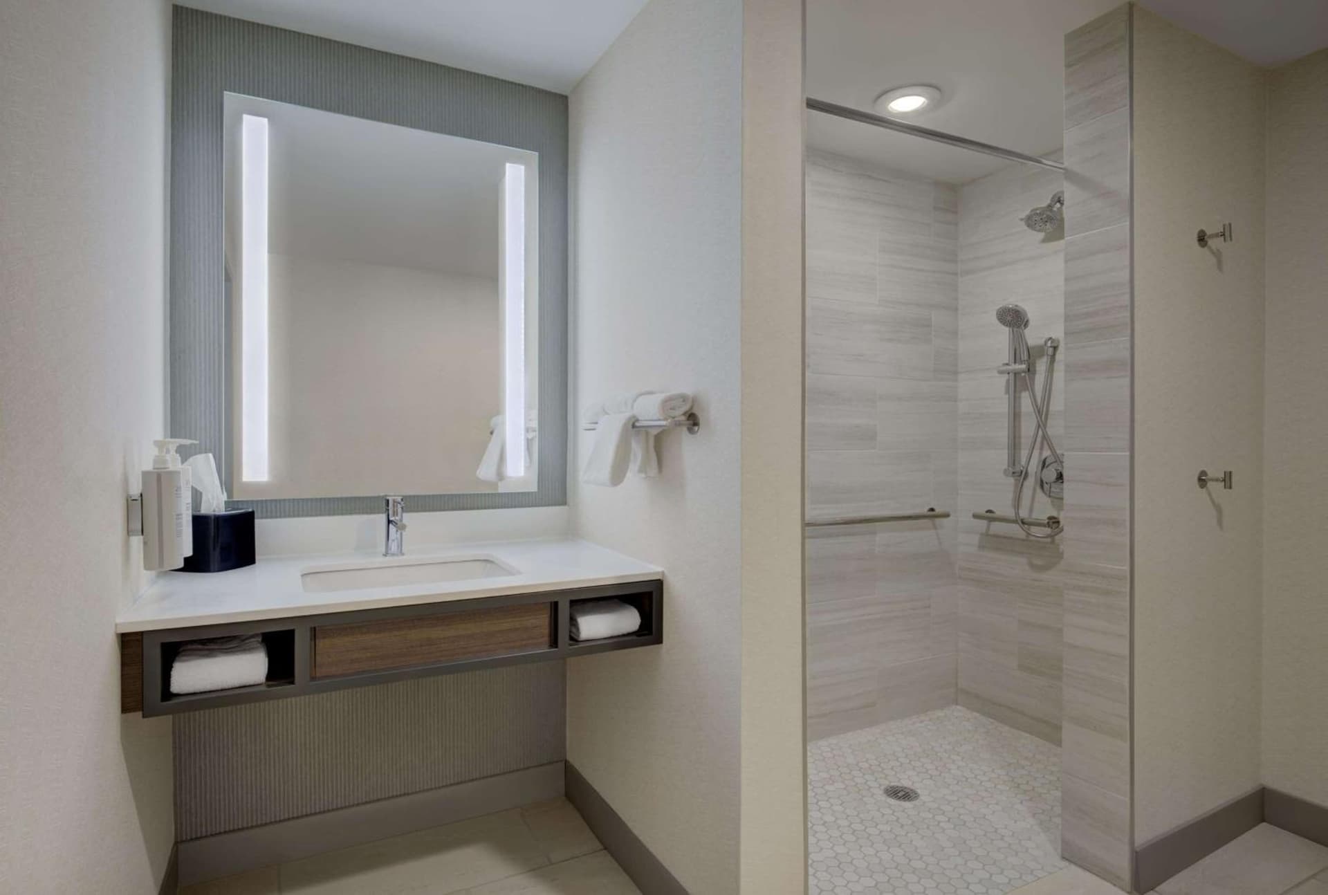 Hilton Garden Inn at PGA Village/Port St. Lucie gallery photo in Port Saint Lucie, FL — image 11