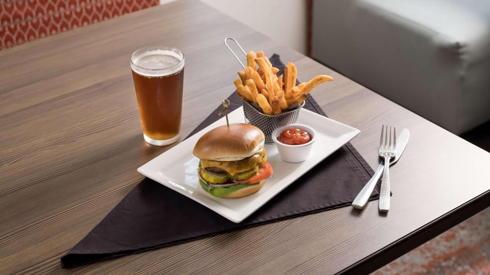 Hilton Garden Inn at PGA Village/Port St. Lucie gallery photo in Port Saint Lucie, FL — image 14
