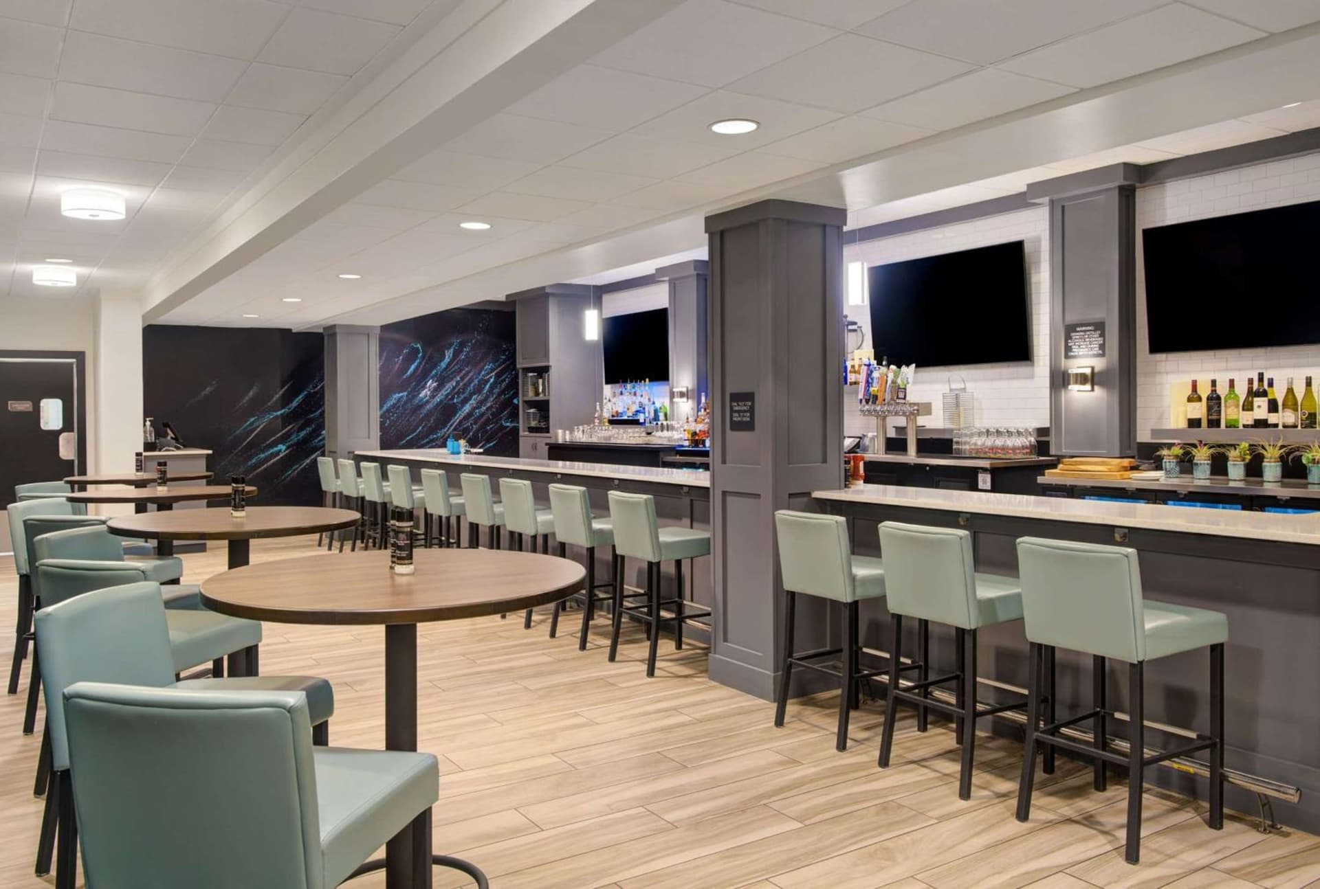 Hilton Garden Inn at PGA Village/Port St. Lucie gallery photo in Port Saint Lucie, FL — image 10