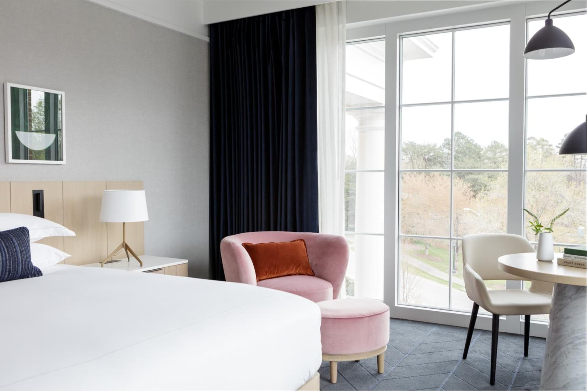 Kimpton - The Forum Hotel by IHG gallery photo in Charlottesville, VA — image 121