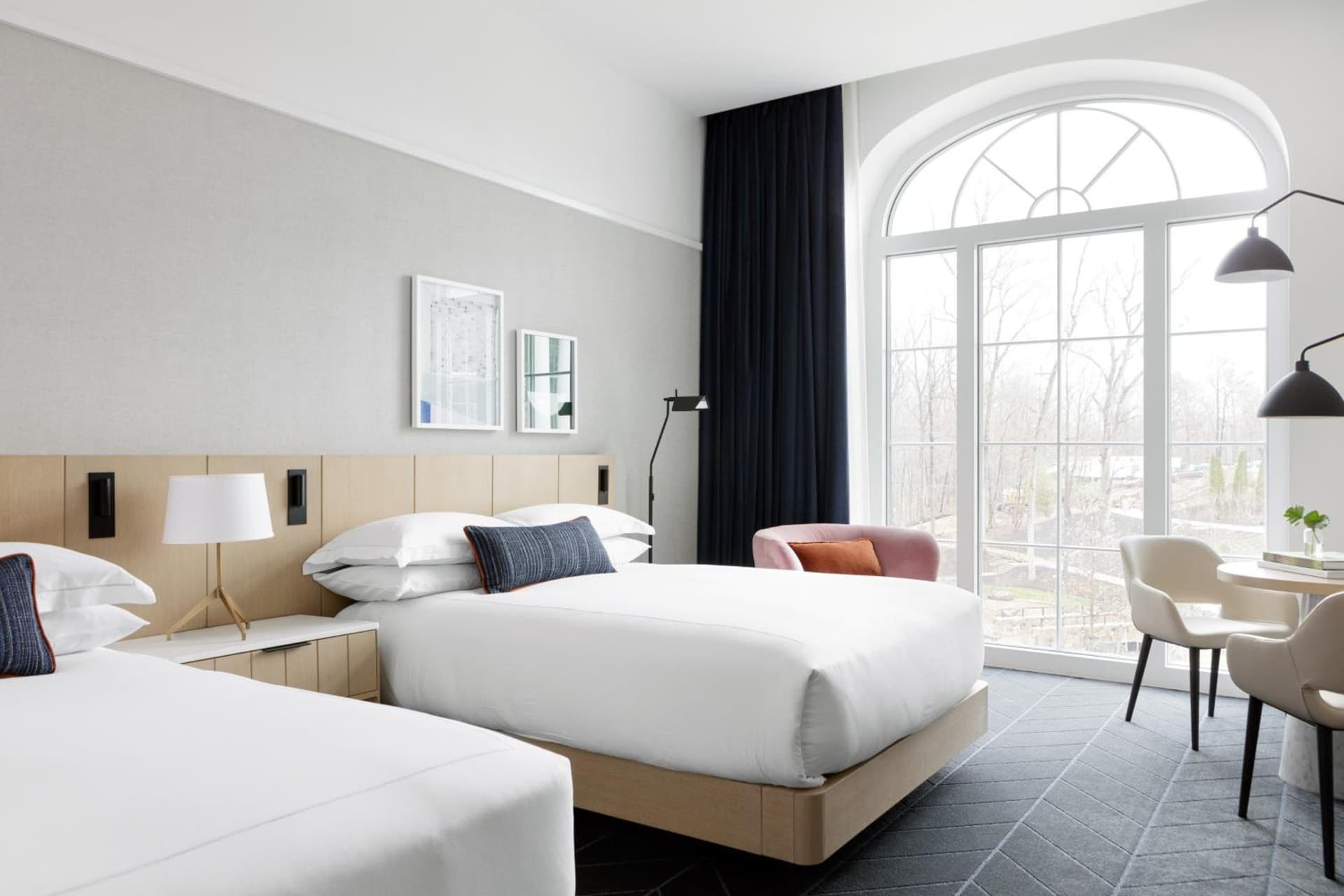 Kimpton - The Forum Hotel by IHG gallery photo in Charlottesville, VA — image 81