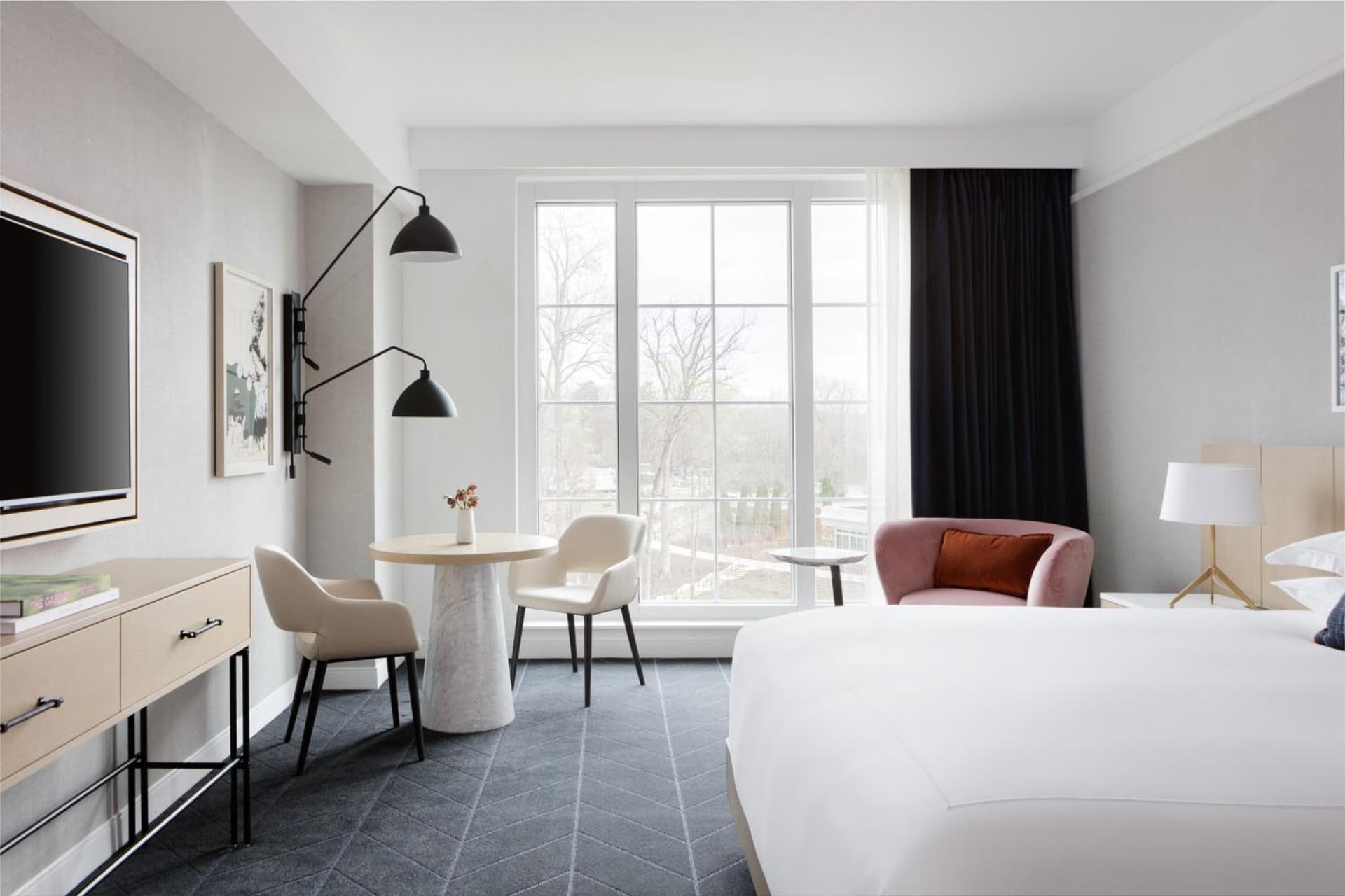 Kimpton - The Forum Hotel by IHG gallery photo in Charlottesville, VA — image 139