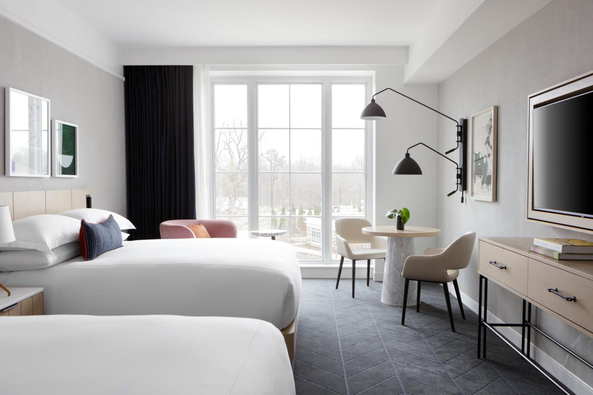 Kimpton - The Forum Hotel by IHG gallery photo in Charlottesville, VA — image 10