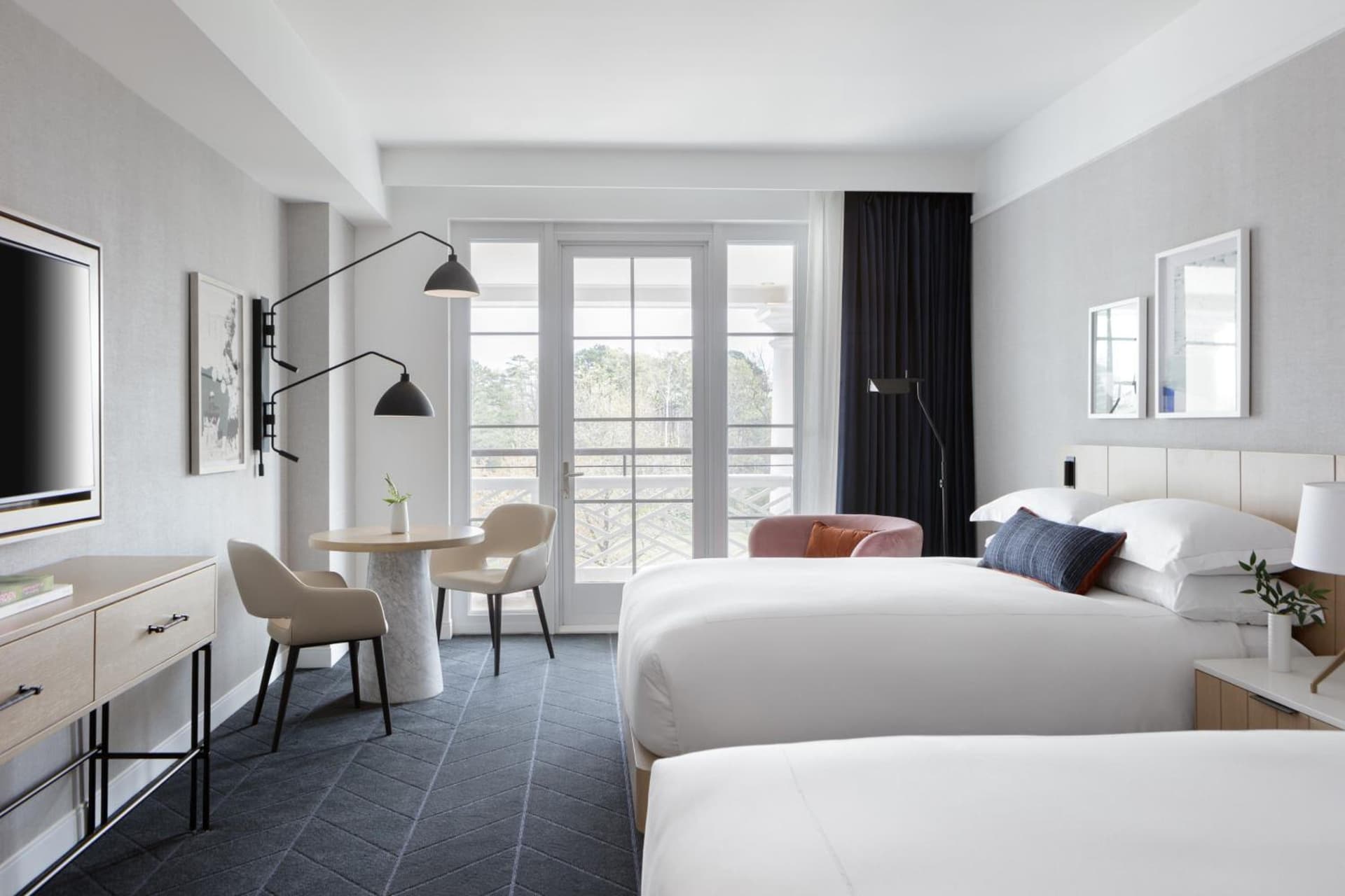 Kimpton - The Forum Hotel by IHG gallery photo in Charlottesville, VA — image 53