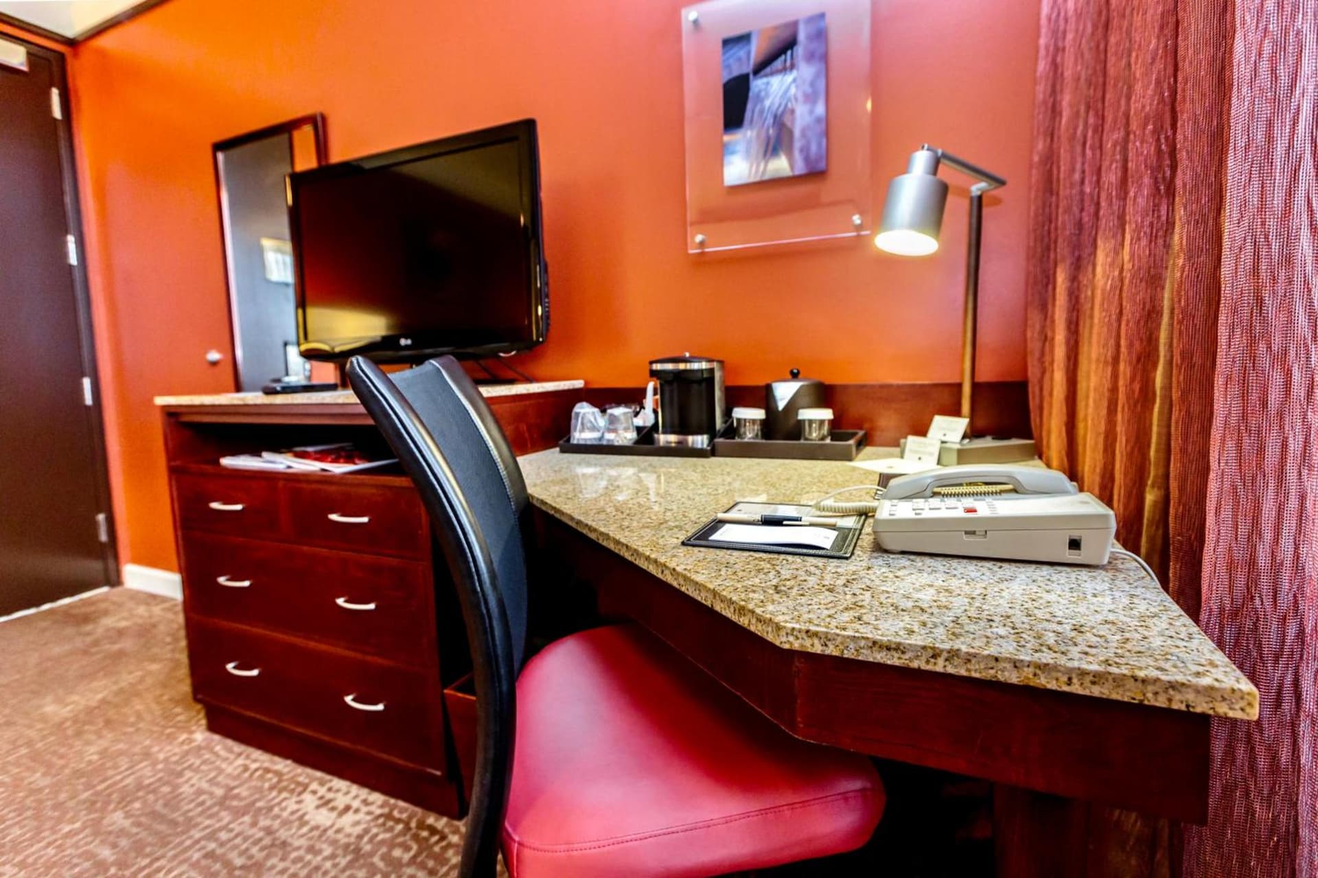 The Emily Morgan Hotel - A DoubleTree by Hilton gallery photo in San Antonio, TX — image 75
