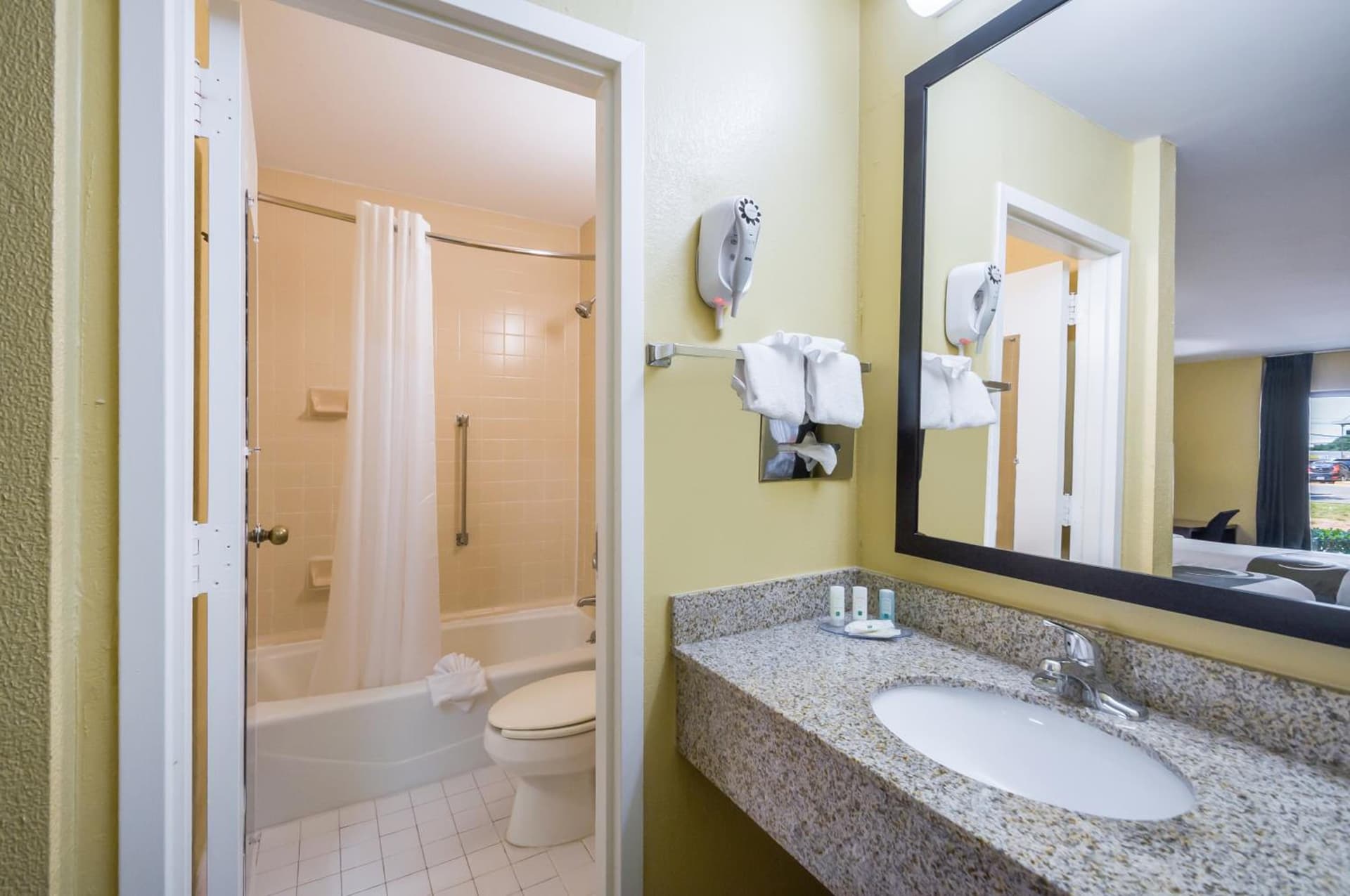 Quality Inn Fredericksburg-Central Park Area gallery photo in Fredericksburg, VA — image 29