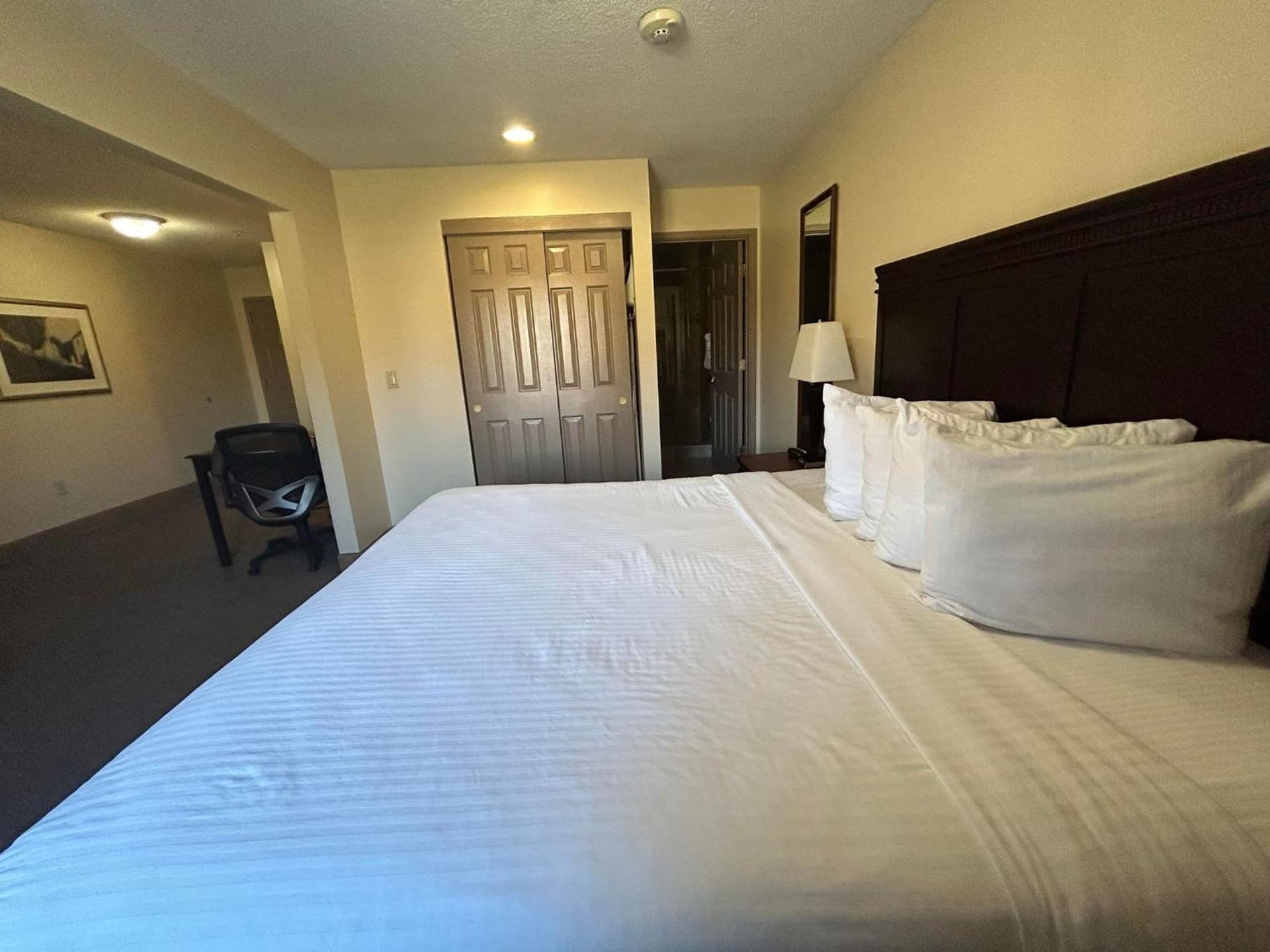 Ashley Quarters Hotel Airport-Cincinnati gallery photo in Florence, KY — image 7