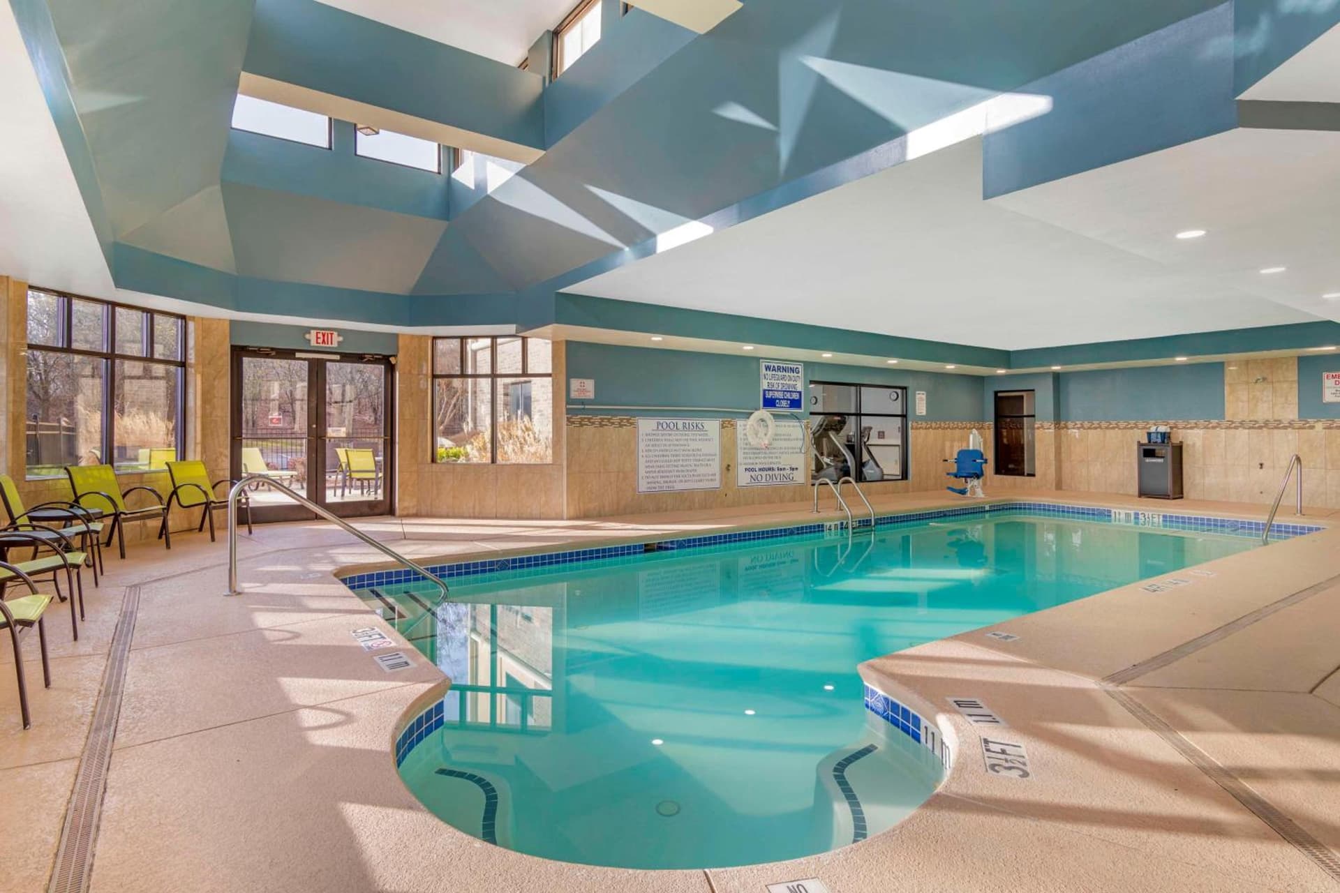 Best Western Plus Fairburn Atlanta Southwest property views in Fairburn, GA — gallery photo 3