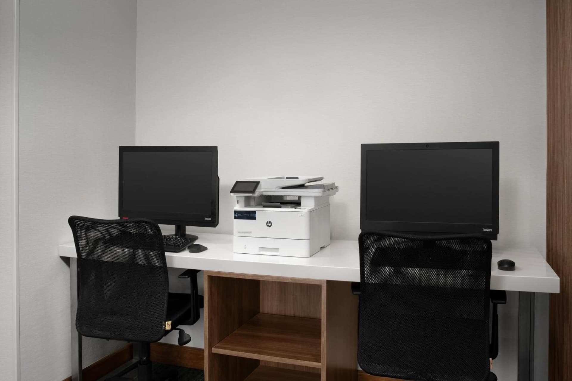 Holiday Inn Express & Suites Alexandria - Fort Belvoir by IHG gallery photo in Alexandria, VA — image 38