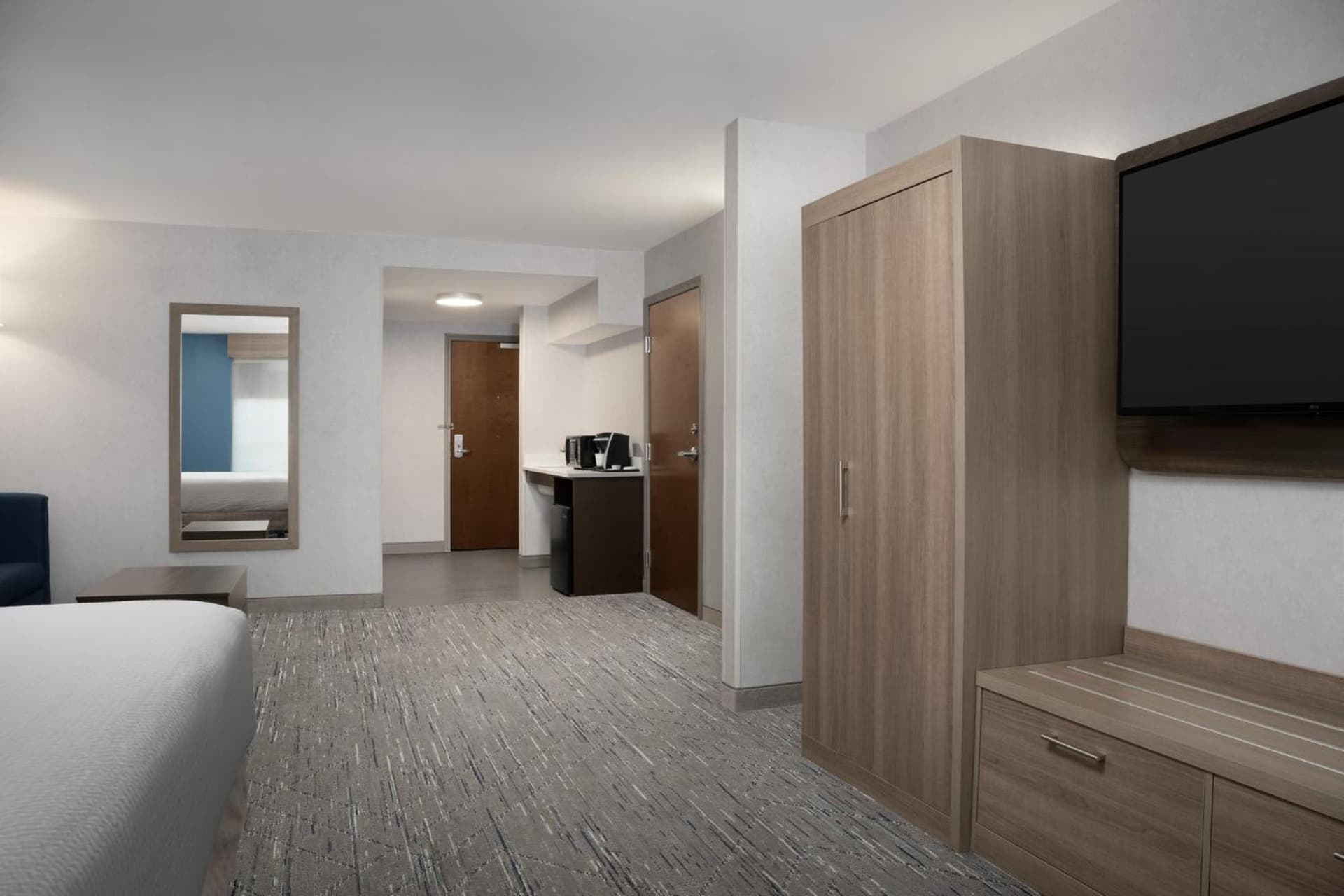 Holiday Inn Express & Suites Alexandria - Fort Belvoir by IHG gallery photo in Alexandria, VA — image 49