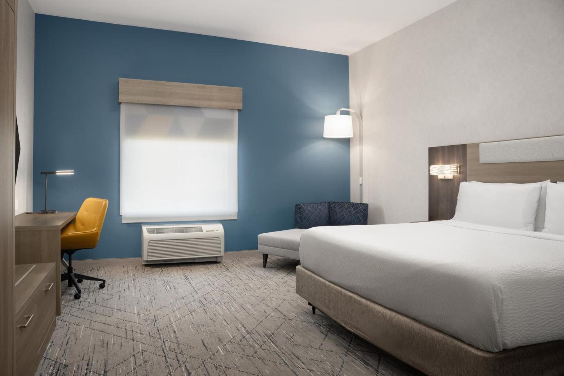Holiday Inn Express & Suites Alexandria - Fort Belvoir by IHG gallery photo in Alexandria, VA — image 64