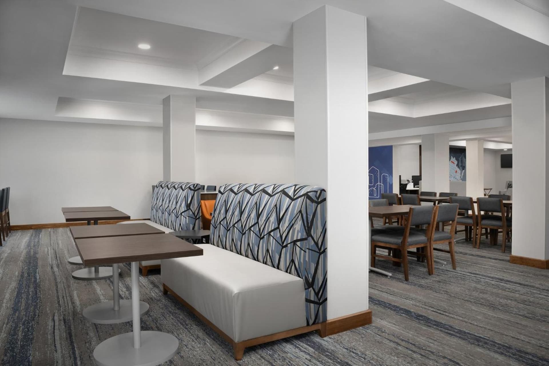 Holiday Inn Express & Suites Alexandria - Fort Belvoir by IHG gallery photo in Alexandria, VA — image 50