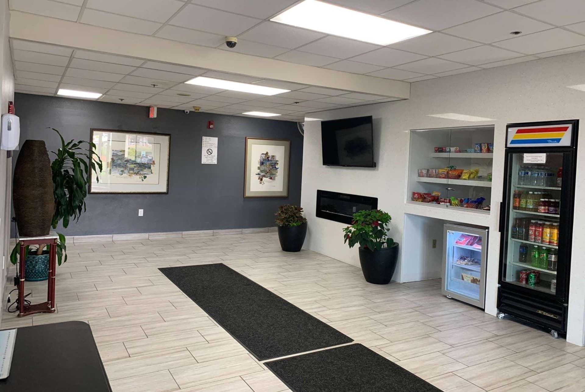Best Western Bolingbrook Hotel property views in Bolingbrook, IL — gallery photo 3
