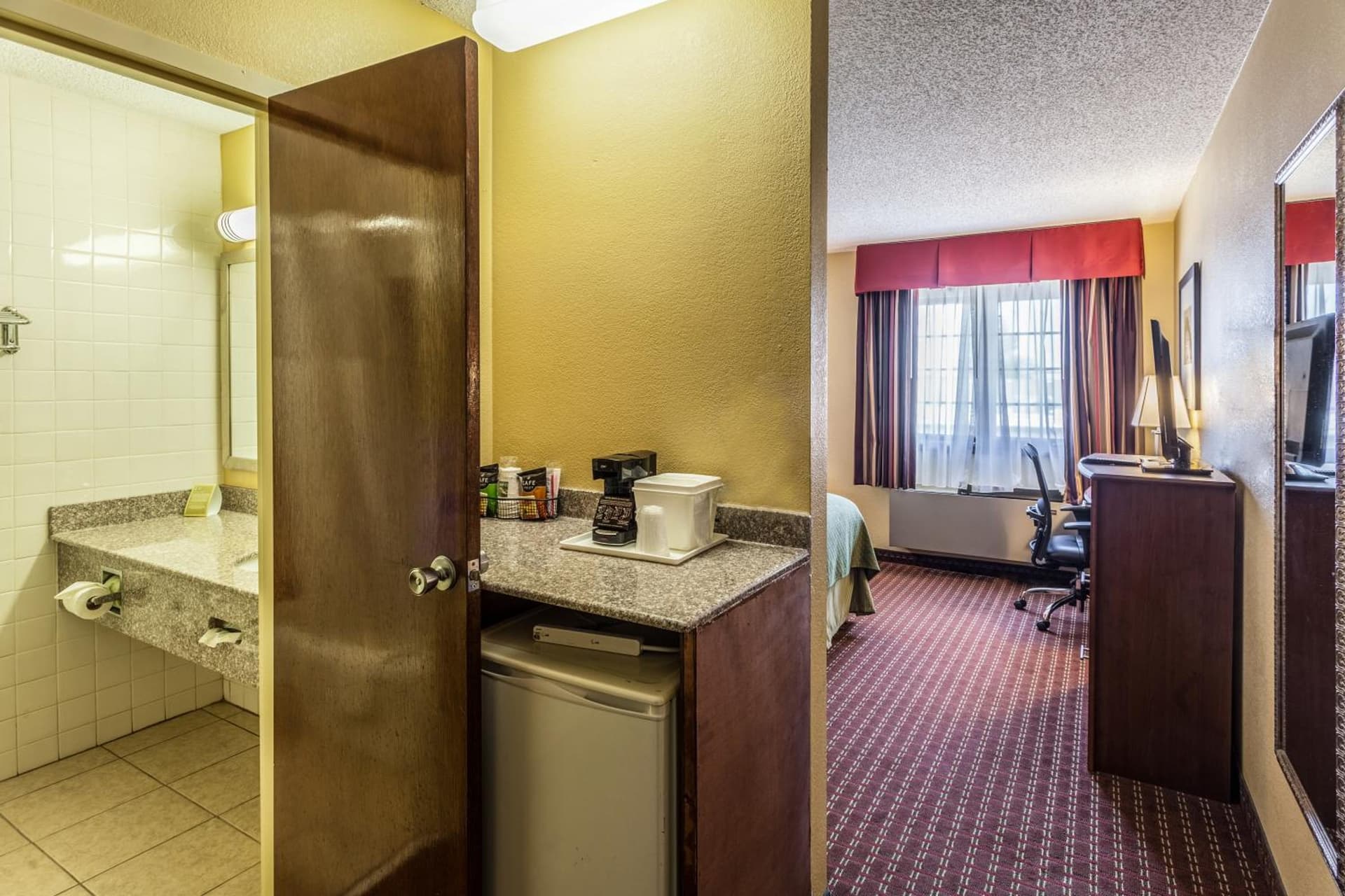 Quality Inn & Suites Lincoln South gallery photo in Lincoln, NE — image 46